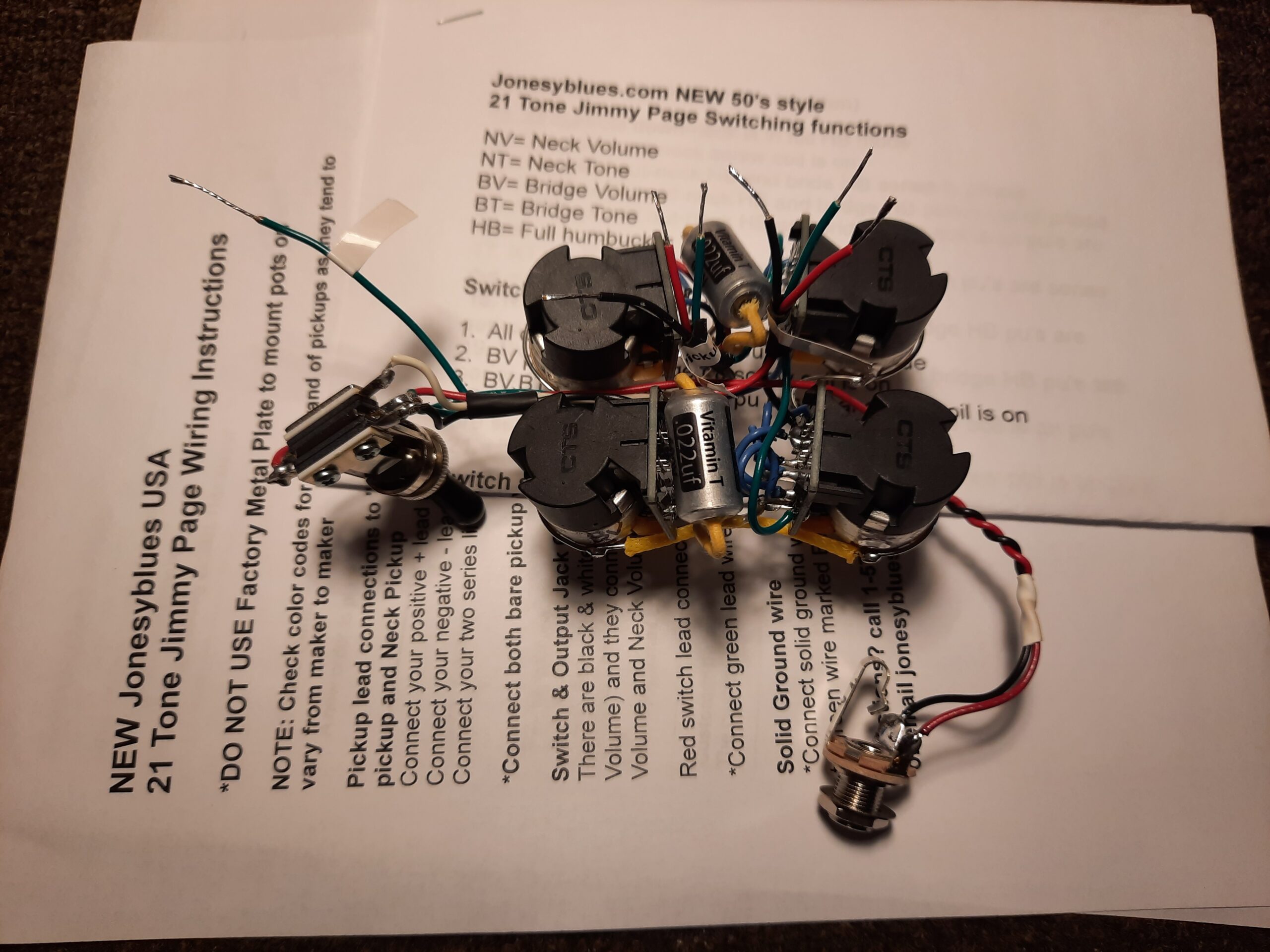 Klein Tools 11057 Wire Cutter/Stripper, Made in USA, Heavy Duty Cutter for 20-30 AWG Solid and 22-32 AWG Stranded Wire customer photo 2