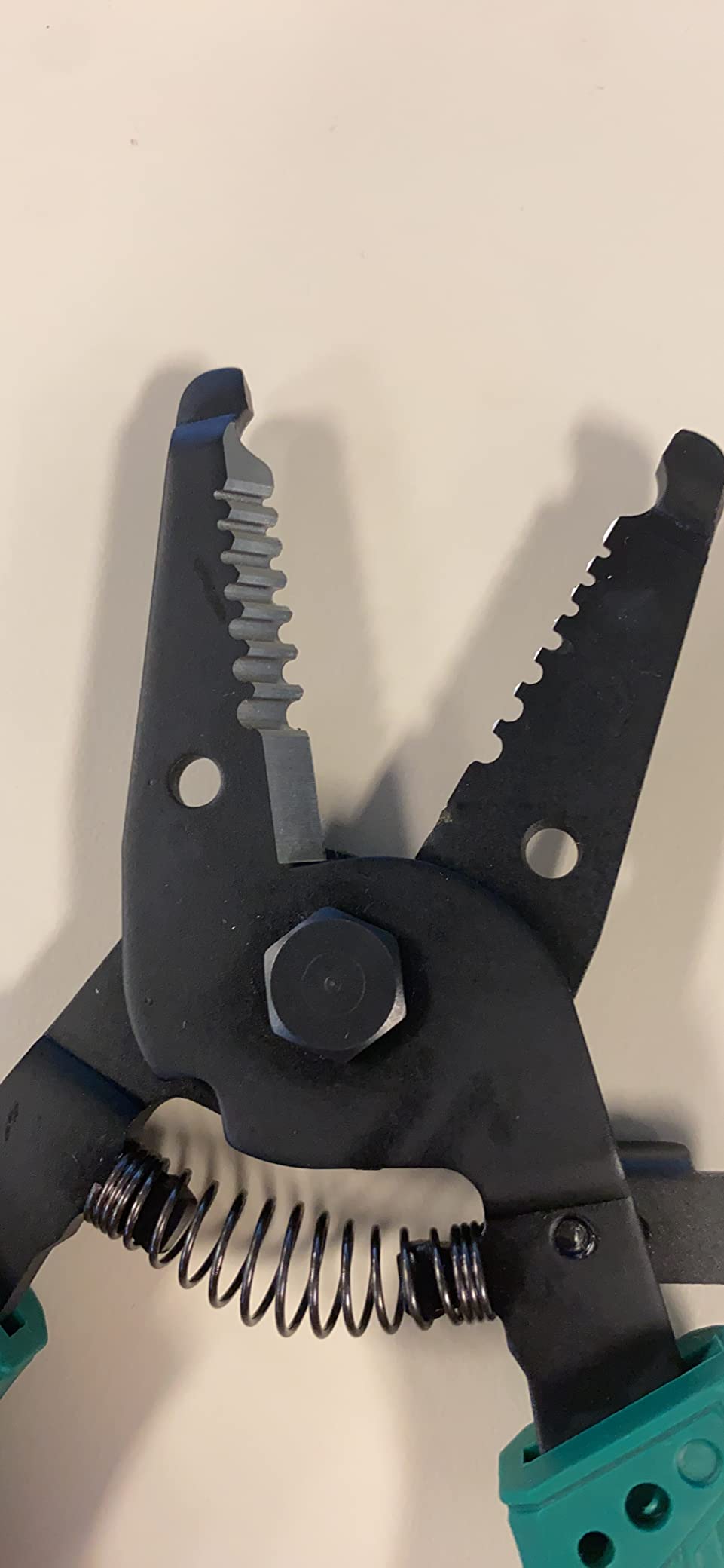 ENGINEER PA-06 Precision Wire Stripper for Thin Wires (AWG30 - AWG18), Made in Japan, Professional Grade Sharp Carbon Steel Jaws and Anti-Slip Grip with Spring-Loaded Handles customer photo 2