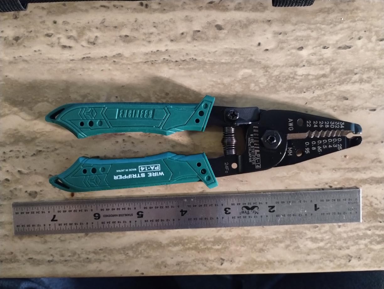 ENGINEER PA-14 Professional Precision Wire Stripper for Micro-Thin Wires, Made in Japan, Solid Wire (AWG 32-20), Stranded Wire (AWG 34-22), Sharp & Perfect Round Finishing Edge customer photo 1