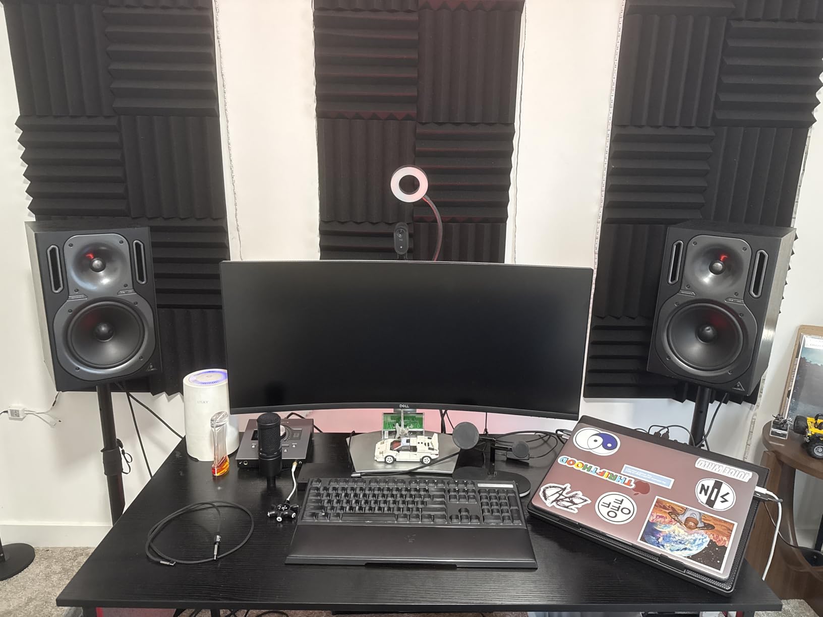 Rockville RVSM1 Pair of Near-Field Studio Monitor Stands, Adjustable Height 33-45in, Heavy-Duty Steel, EVA Foam Padding, Vibration Reduction, for Home Studio Musicians and Audio Engineers customer photo 2