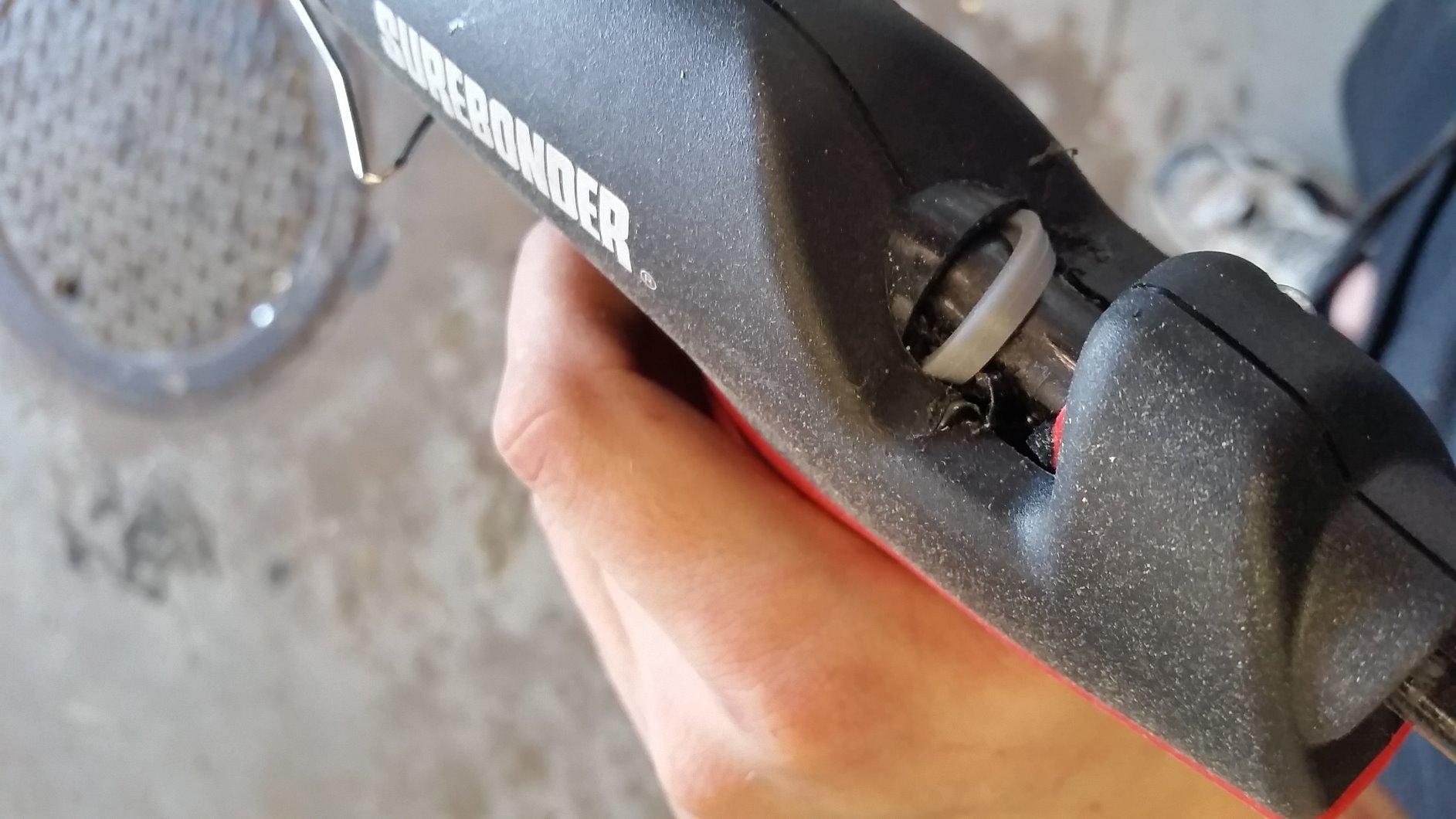 Surebonder PRO2-100 100 Watt High-Temperature Professional Heavy Duty Hot Glue Gun for Packaging, Woodworking, DIY, Repairs, Crafts customer photo 2