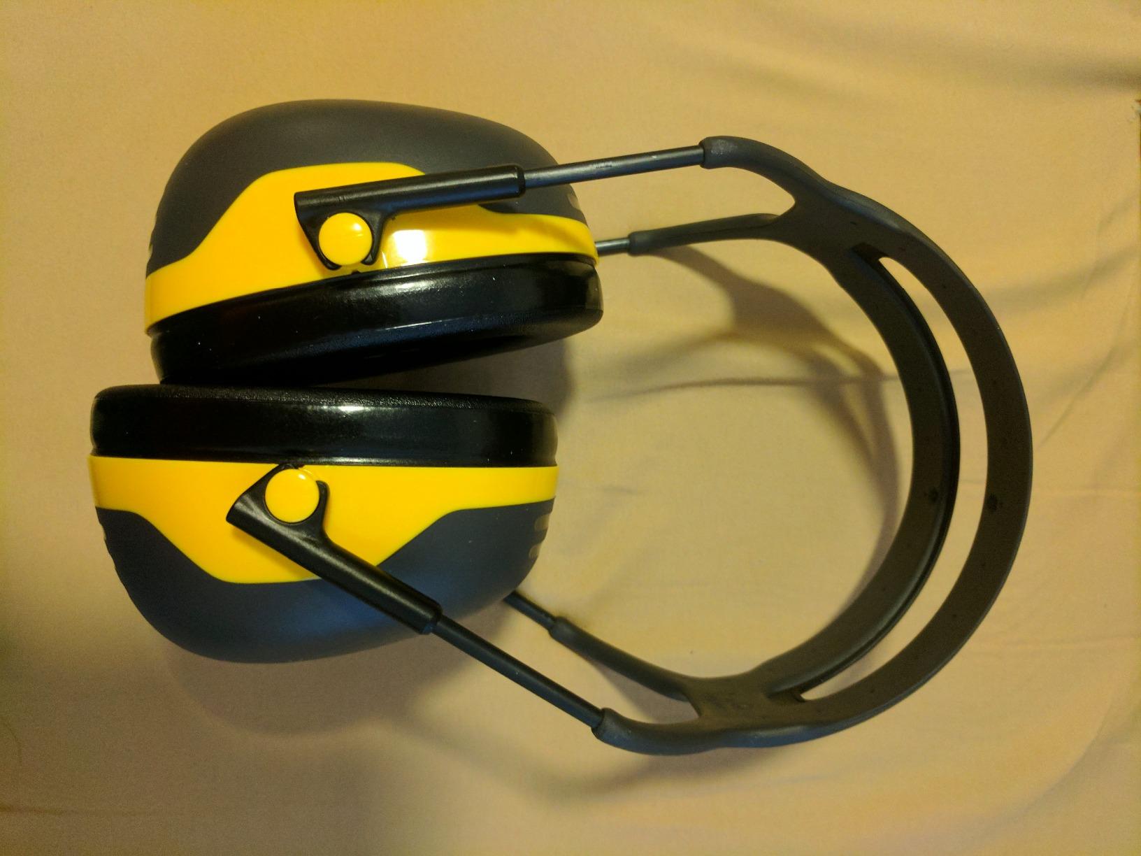 3M PELTOR Hearing Protection Earmuffs, X Series X2A, Over the Head Headband, NRR 24 dB, Construction, Manufacturing, Maintenance, Automotive, Woodworking, Black/Yellow customer photo 2