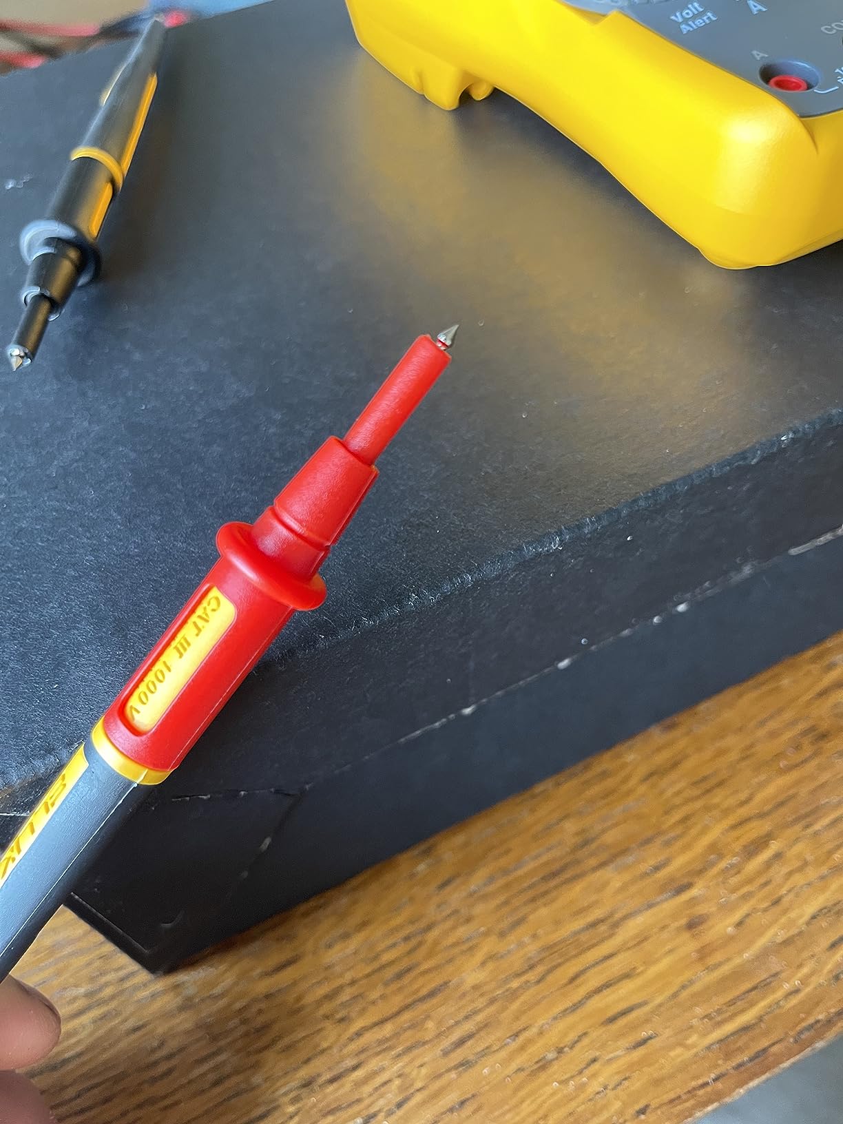 Fluke 117/323 Kit Multimeter and Clamp Meter Combo Kit For Residential And Commercial Electricians, AC/DC Voltage, AC Current 400 A, Includes Test Leads, TPAK And Carrying Case customer photo 2