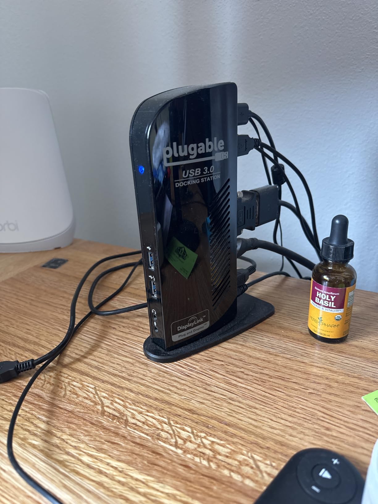 Plugable Universal Laptop Docking Station Dual HDMI Monitor for Windows and Mac (Driver Required), USB 3.0 or USB-C, 2X HDMI, Gigabit Ethernet, Audio, 6 USB Ports (UD-3900) customer photo 1