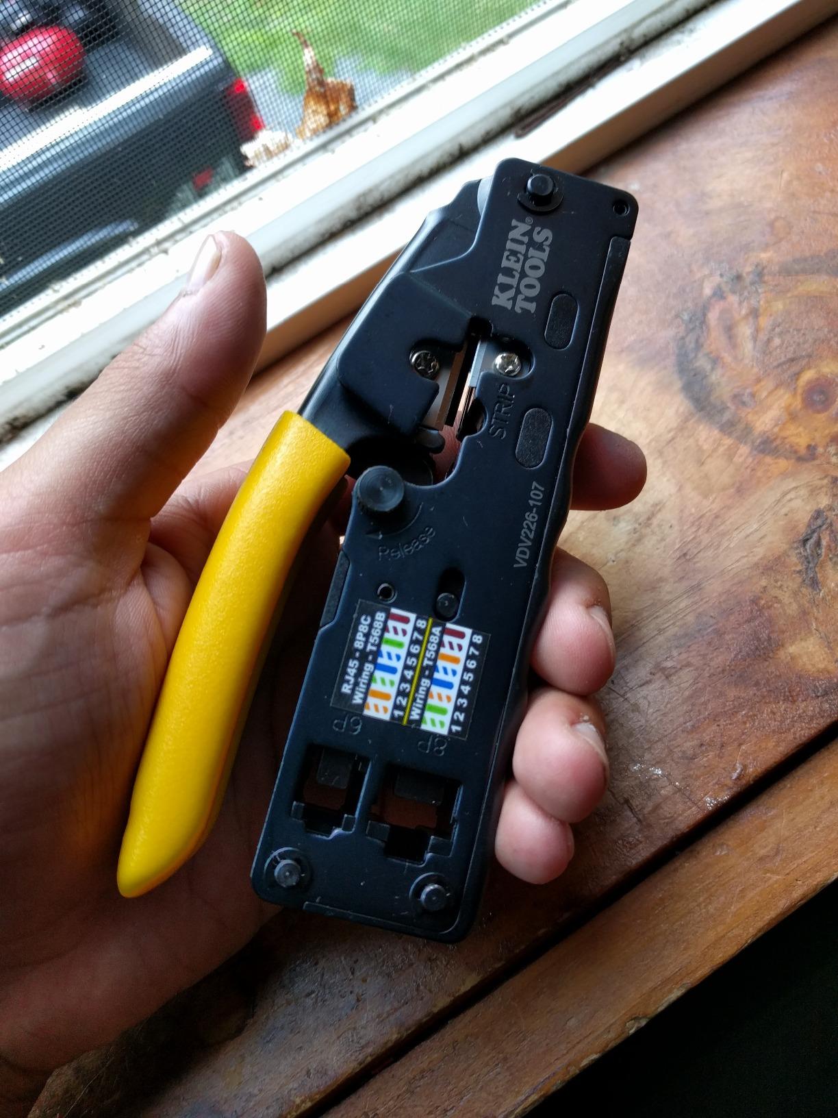 Klein Tools VDV226-107 Compact Ratcheting Modular Data Cable Crimper/Wire Stripper/Wire Cutter, CAT6, CAT5, CAT3, Flat-Satin Voice Cable customer photo 1