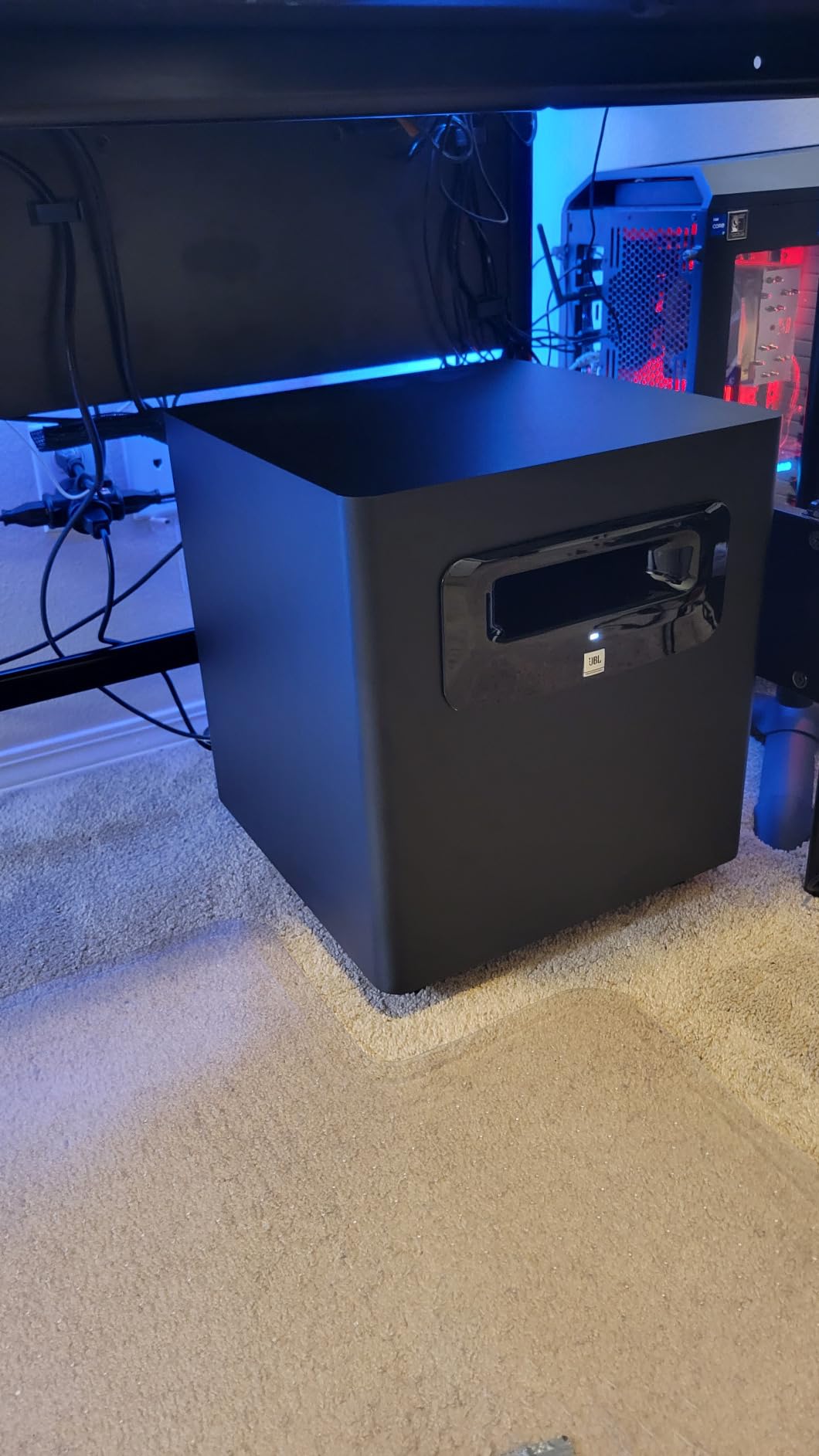 JBL Professional LSR310S - Studio Monitor Subwoofer, 10-Inch, Black customer photo 1