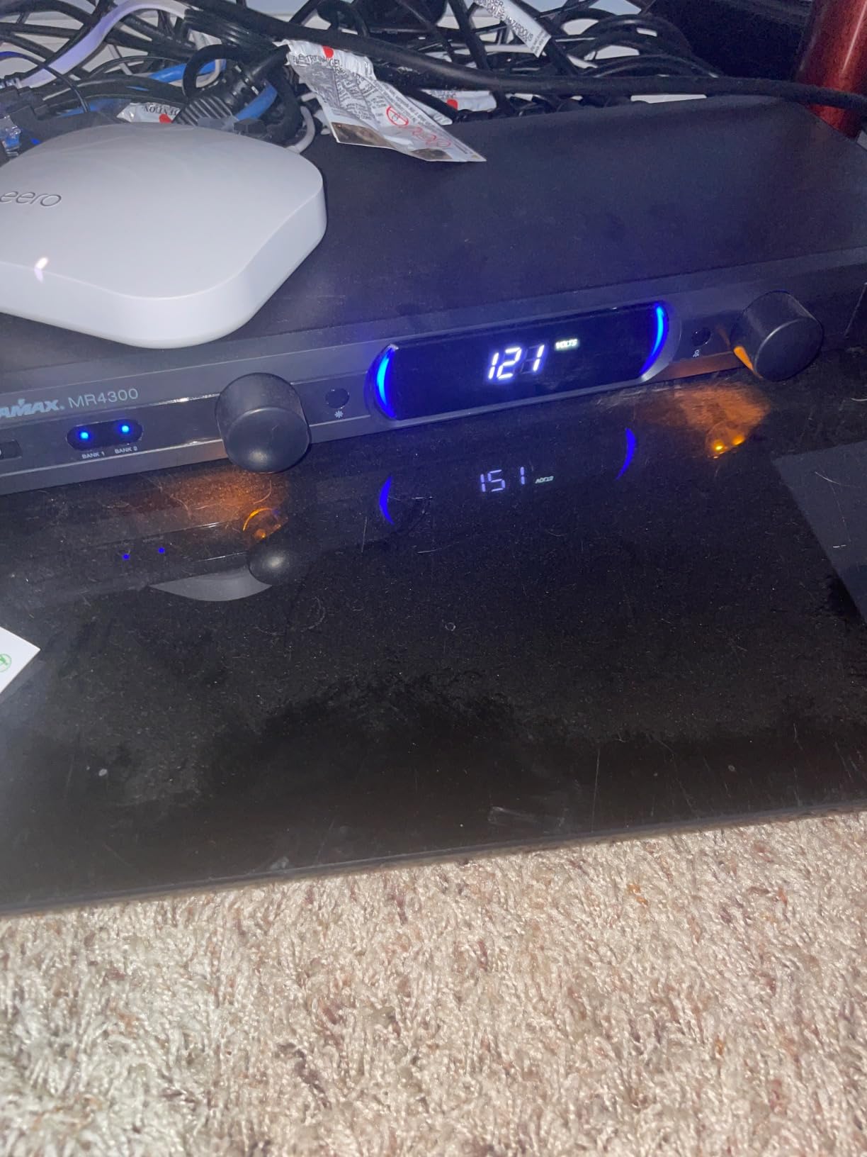 Panamax MR4300 9-Outlet Home Theater Power Management with Surge Protection and Power Conditioning customer photo 2