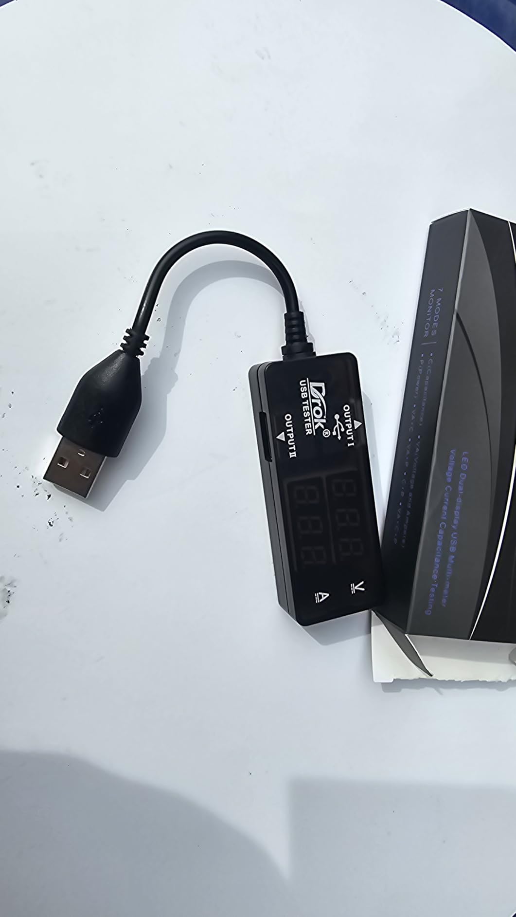 DROK USB Tester, USB-A 2.0 Digital Multimeter Dual USB Output Ports PD QC 3.0 Color LED Display, 7 Modes Capacity Voltage Current Power Voltmeter Ammeter for Laptop Power Bank Solar Panel customer photo 1