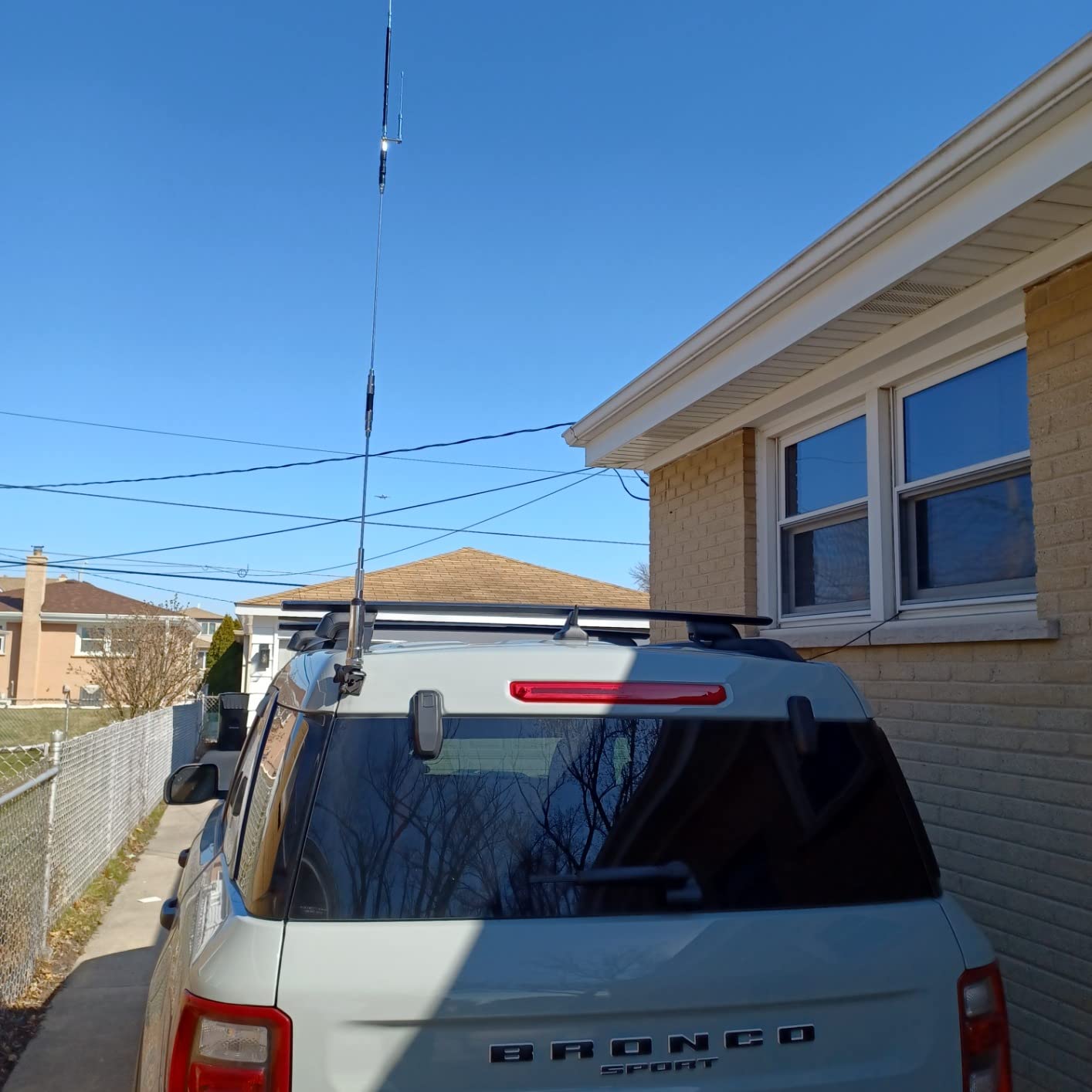 Comet UHV-4 Multi-Band Mobile Antenna 80/40/20/15/10/6/2/70cm HF VHF UHF Mobile Antenna with Fold-Over Design and Adjustable Coils for Amateur Ham Radio Use customer photo 2
