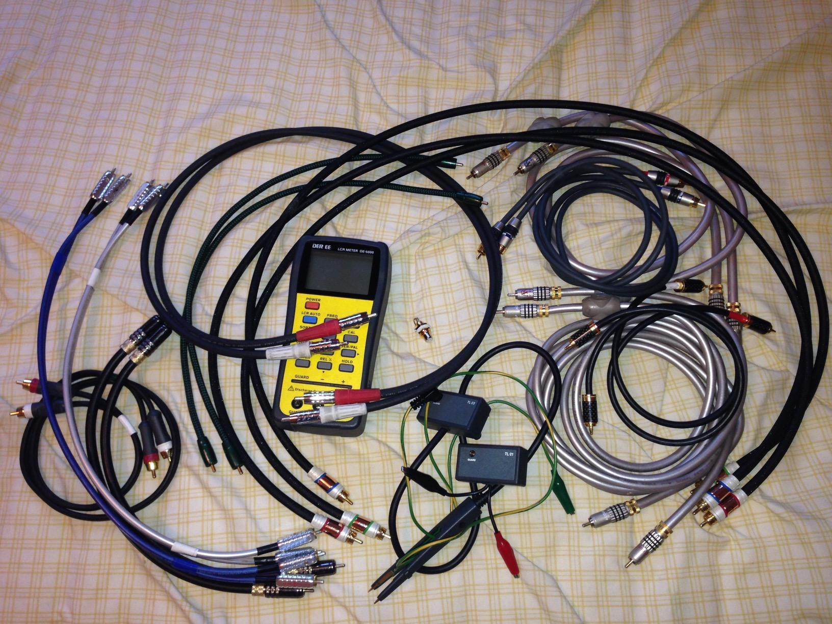 DE-5000 Handheld LCR Meter customer photo 2