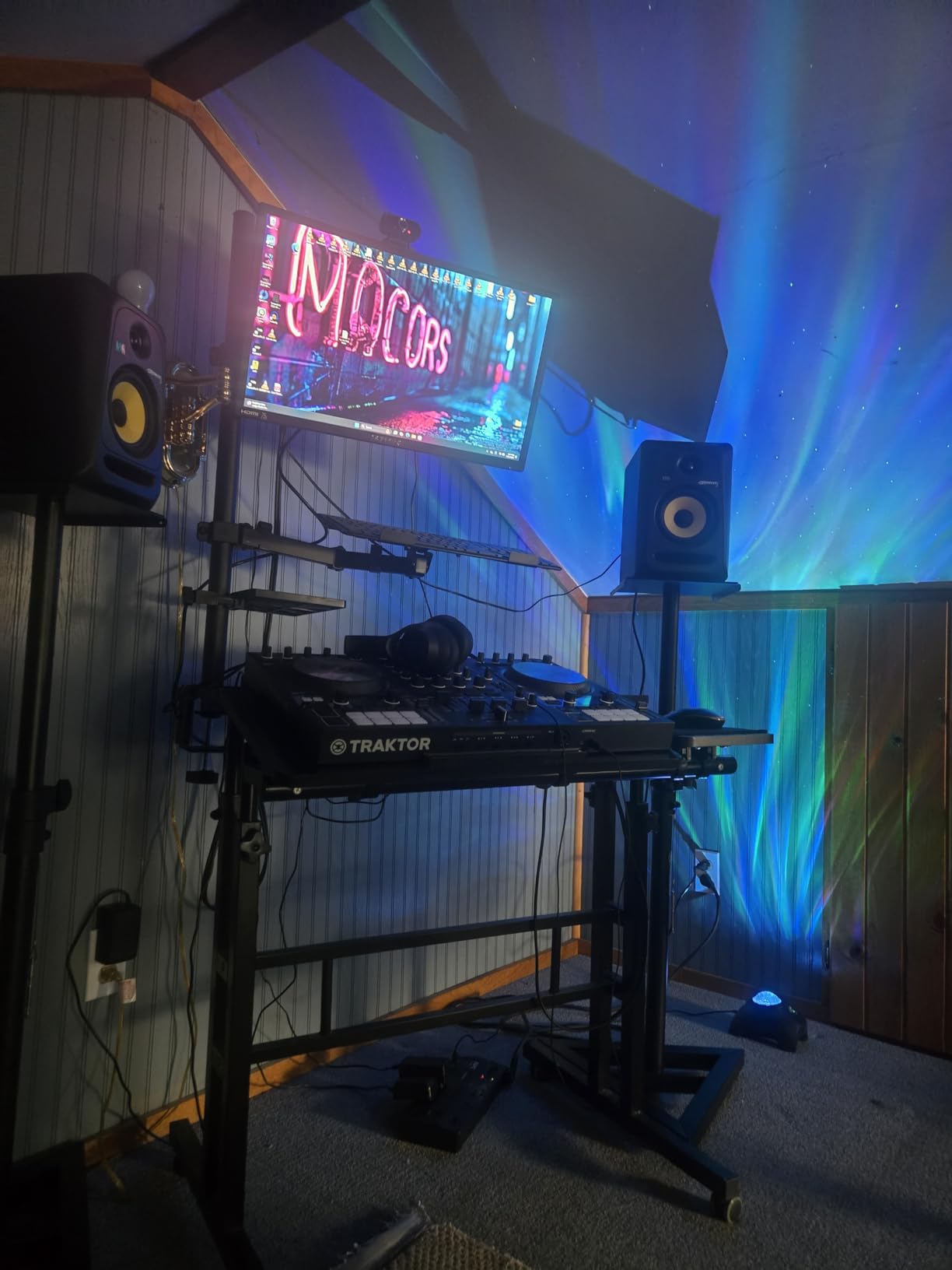 AxcessAbles Studio Monitor Speaker Stands Pair. 80lb Capacity per Stand. Adjustable Height 26