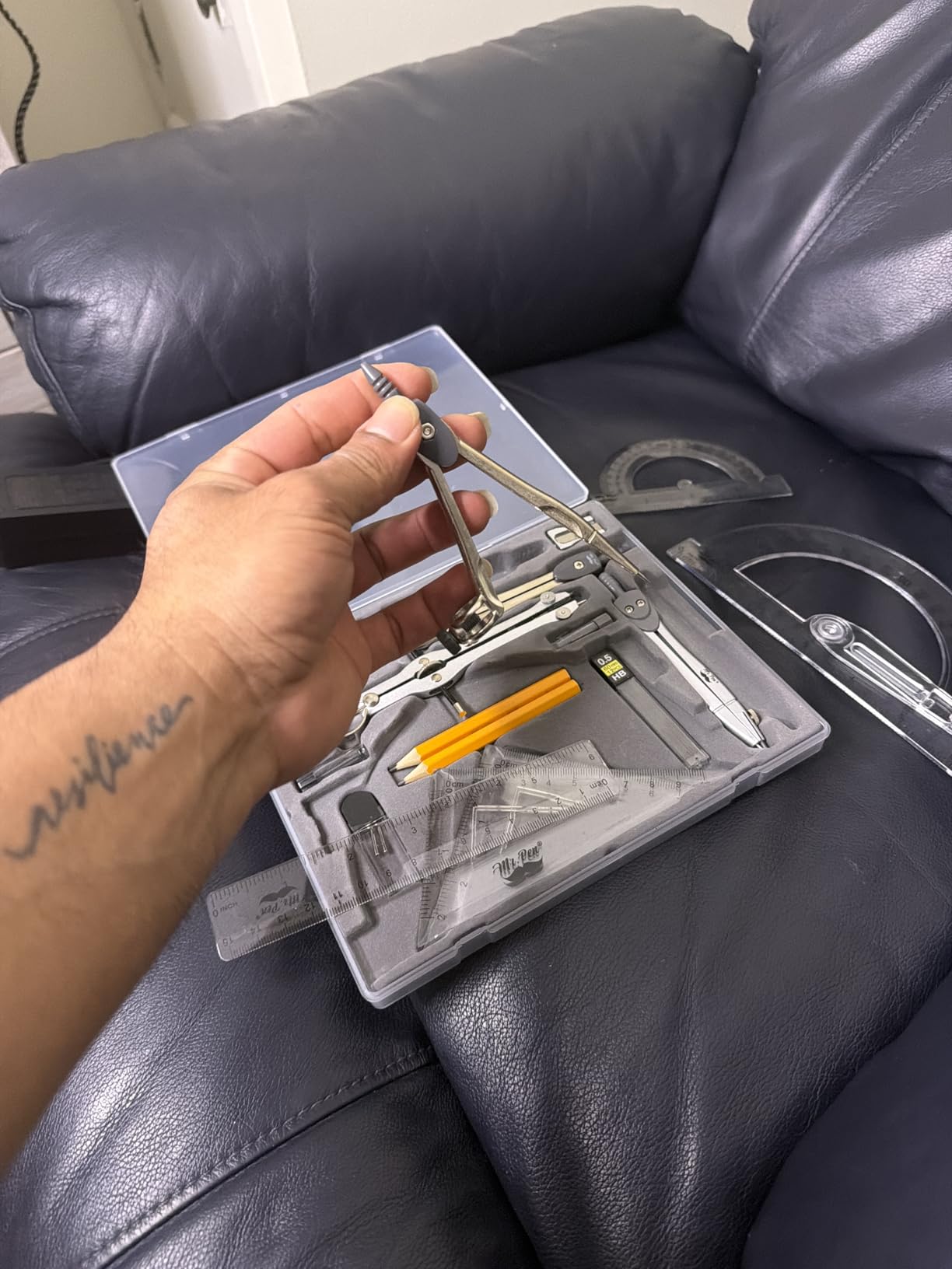 Mr. Pen Geometry Set with 6 Inch Swing Arm Protractor, Divider, Set Squares, Ruler, Compasses and Protractor, 15 Piece Set customer photo 2