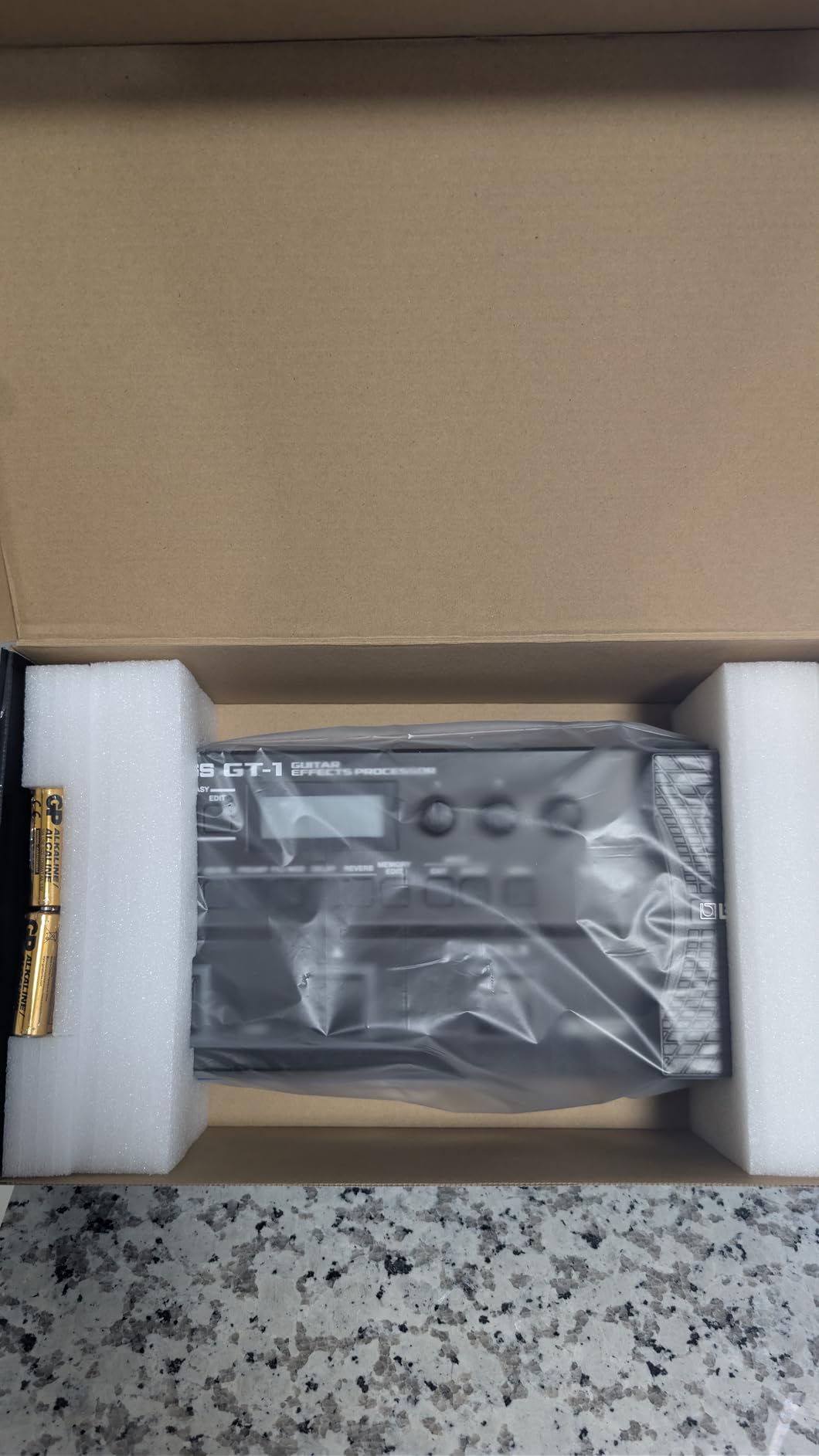 BOSS GT-1 | Compact Guitar Effects Processor | Packed with Iconic Amps & Effects | Premium Sound Engine | Ideal for Beginner Guitarists | Durable & Lightweight | FREE Pro Patches via BOSS Tone Central customer photo 1