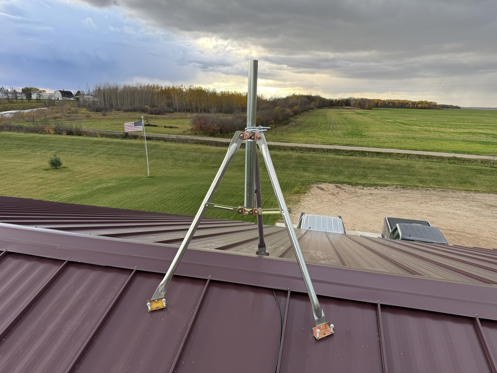 Skywalker Heavy Duty Tripod Base (Includes 28