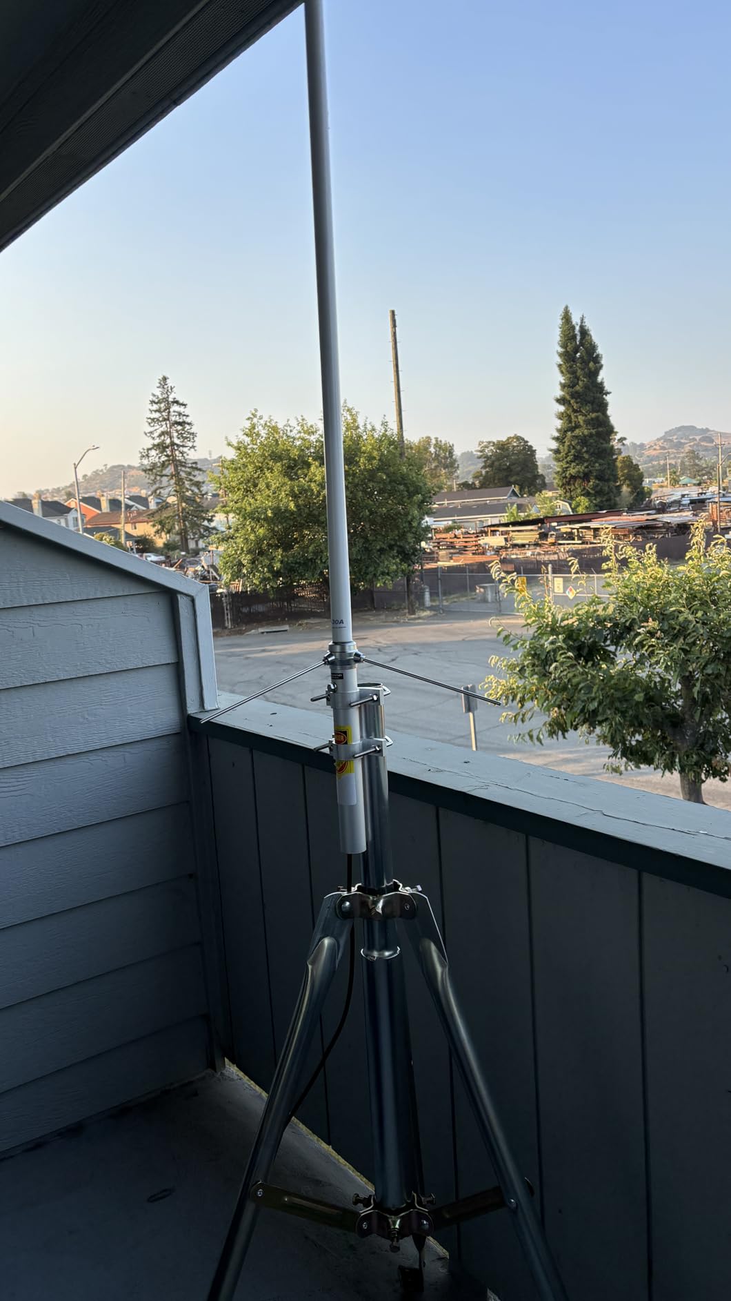 Skywalker Heavy Duty Tripod Base (Includes 28