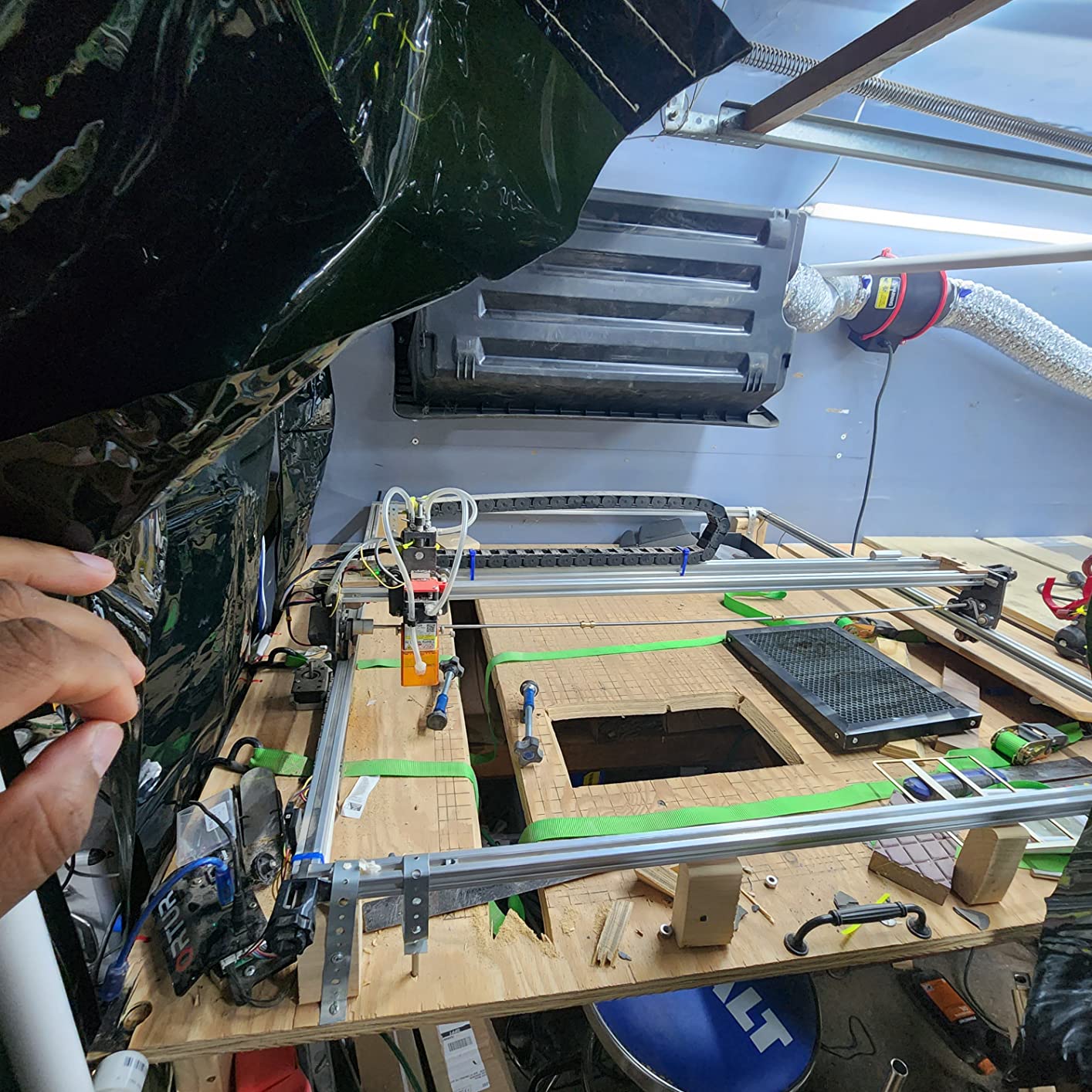 Jackson Safety Wilson Transparent Welding Curtain (Multiple Sizes and Colors), 14-Mil Welding Screen with Standard Grommets customer photo 1