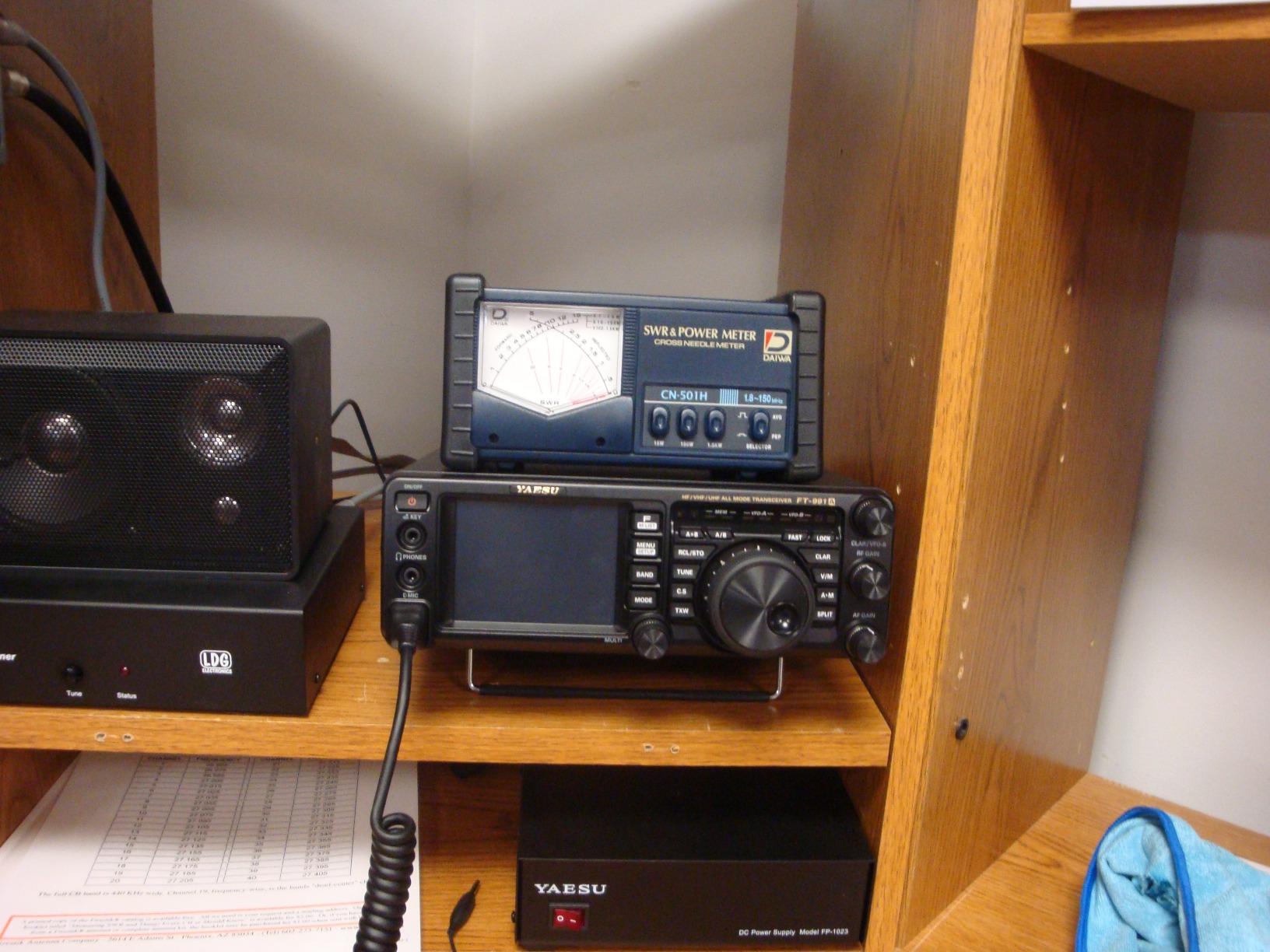 Daiwa CN-501H HF/VHF Cross-Needle SWR & Power Meter, 1.8-150 MHz, 15/150/1.5 kW Forward Power Ranges customer photo 1