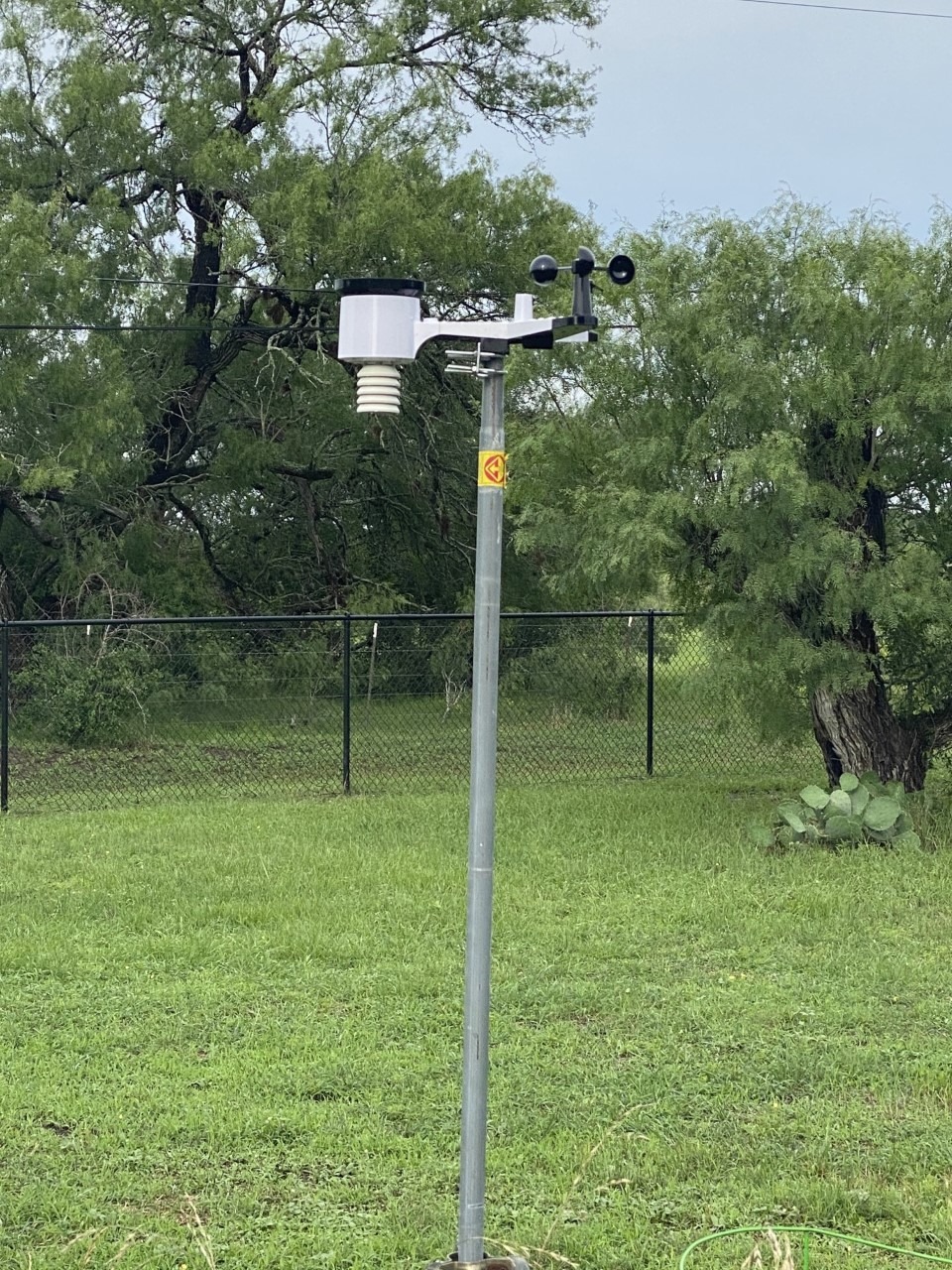 Ambient Weather WS-2902 WiFi Smart Weather Station customer photo 2