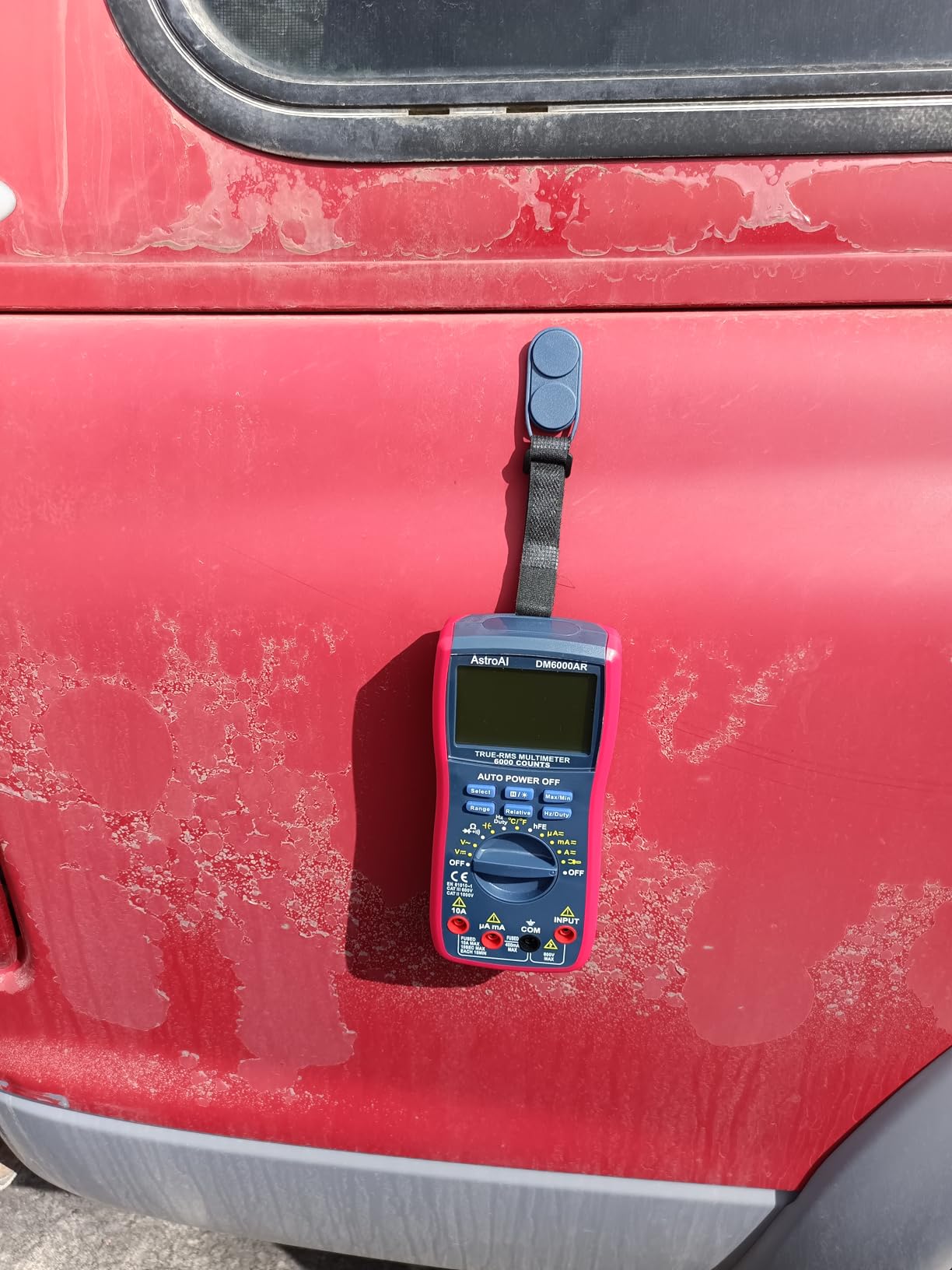 AstroAI Digital Multimeter and Analyzer TRMS 6000 Counts Volt Meter Ohmmeter Auto-Ranging Tester; Accurately Measures Voltage Current Resistance Diodes Continuity Duty-Cycle Capacitance Temperature customer photo 2