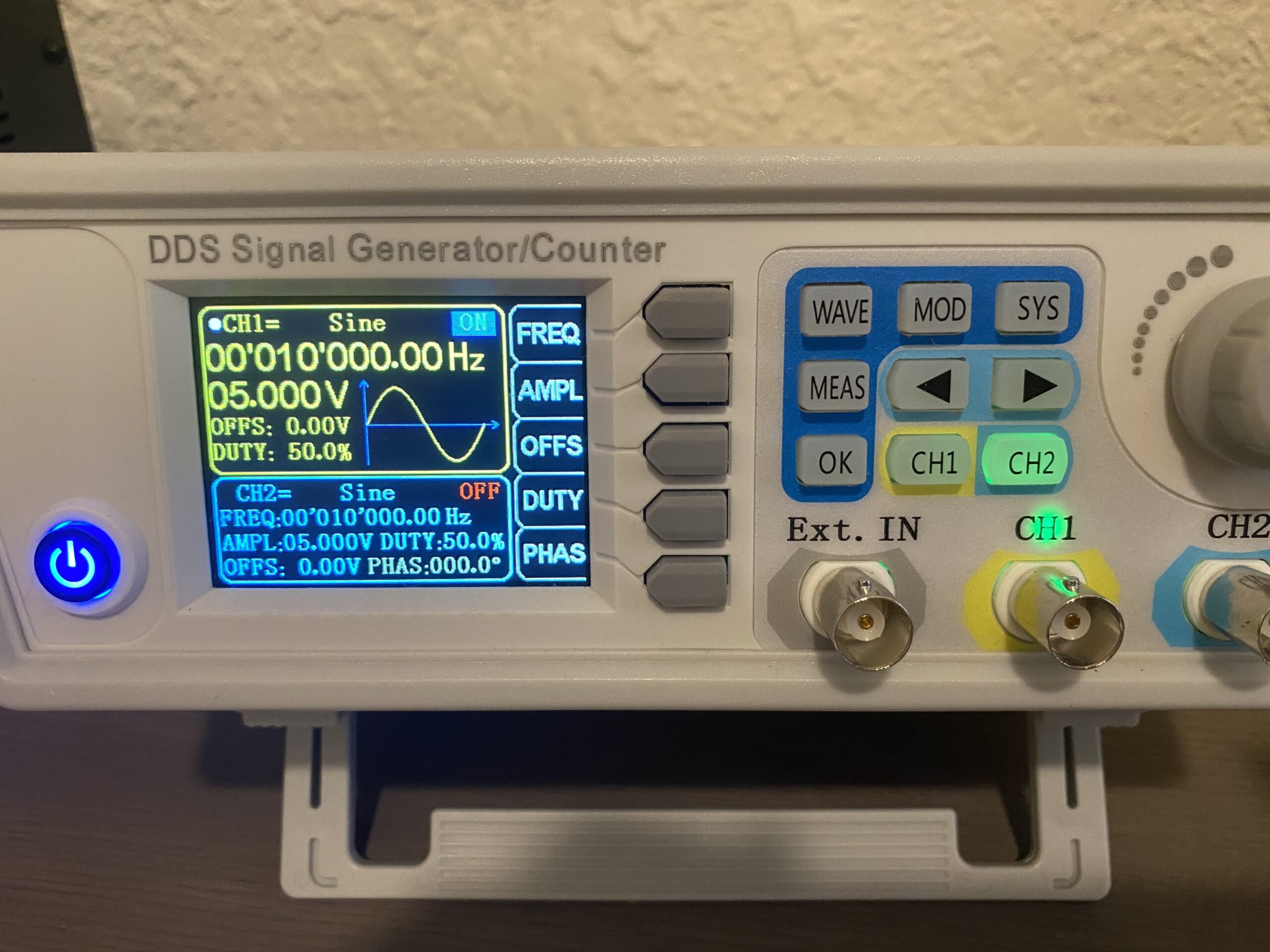 Koolertron Upgraded 30MHz DDS Signal Generator Counter, High Precision Dual-Channel Arbitrary Waveform Function Generator Frequency Meter 200MSa/s customer photo 1