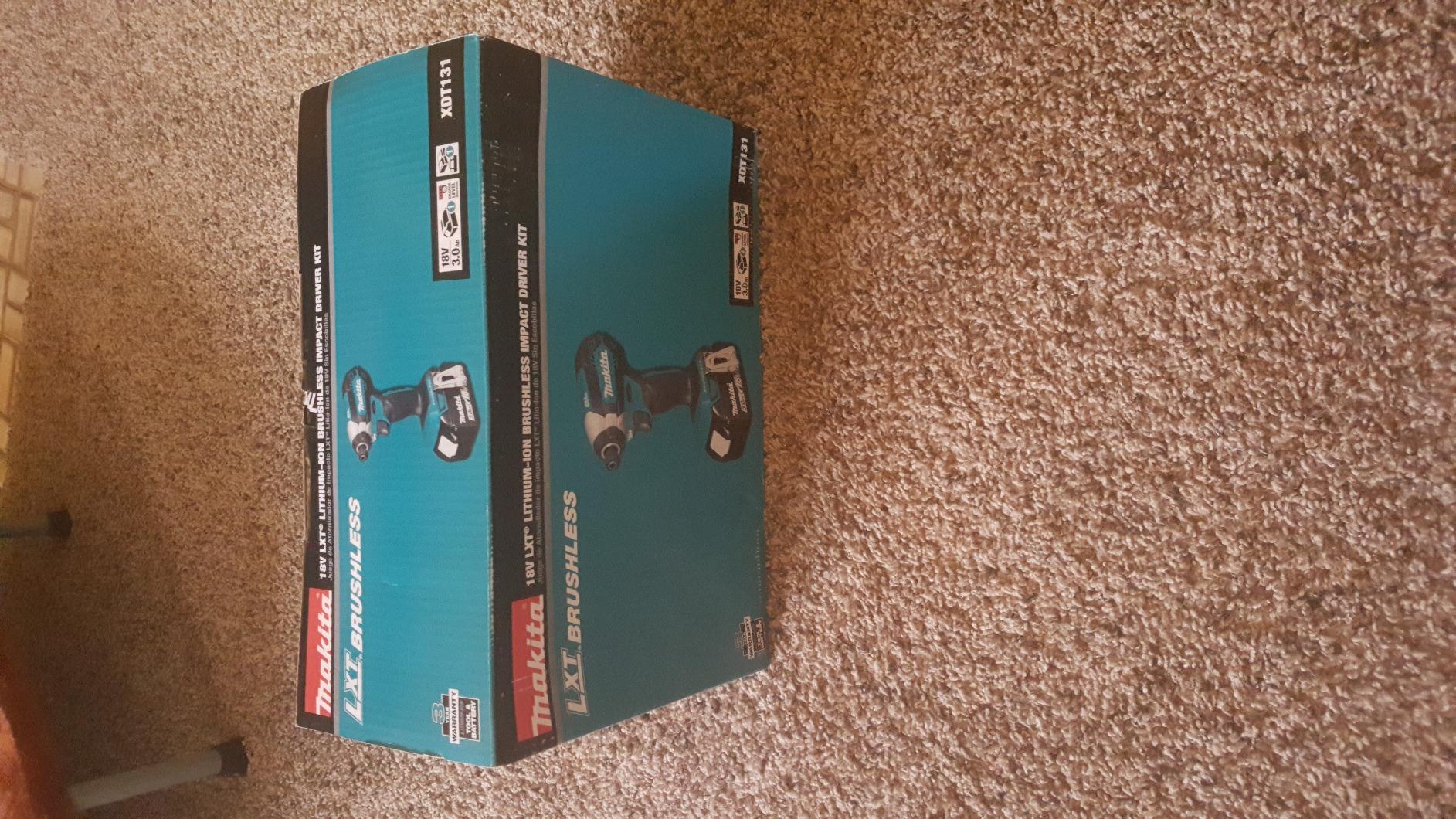 Makita XDT131 18V LXT® Lithium-Ion Brushless Cordless Impact Driver Kit (3.0Ah) customer photo 2