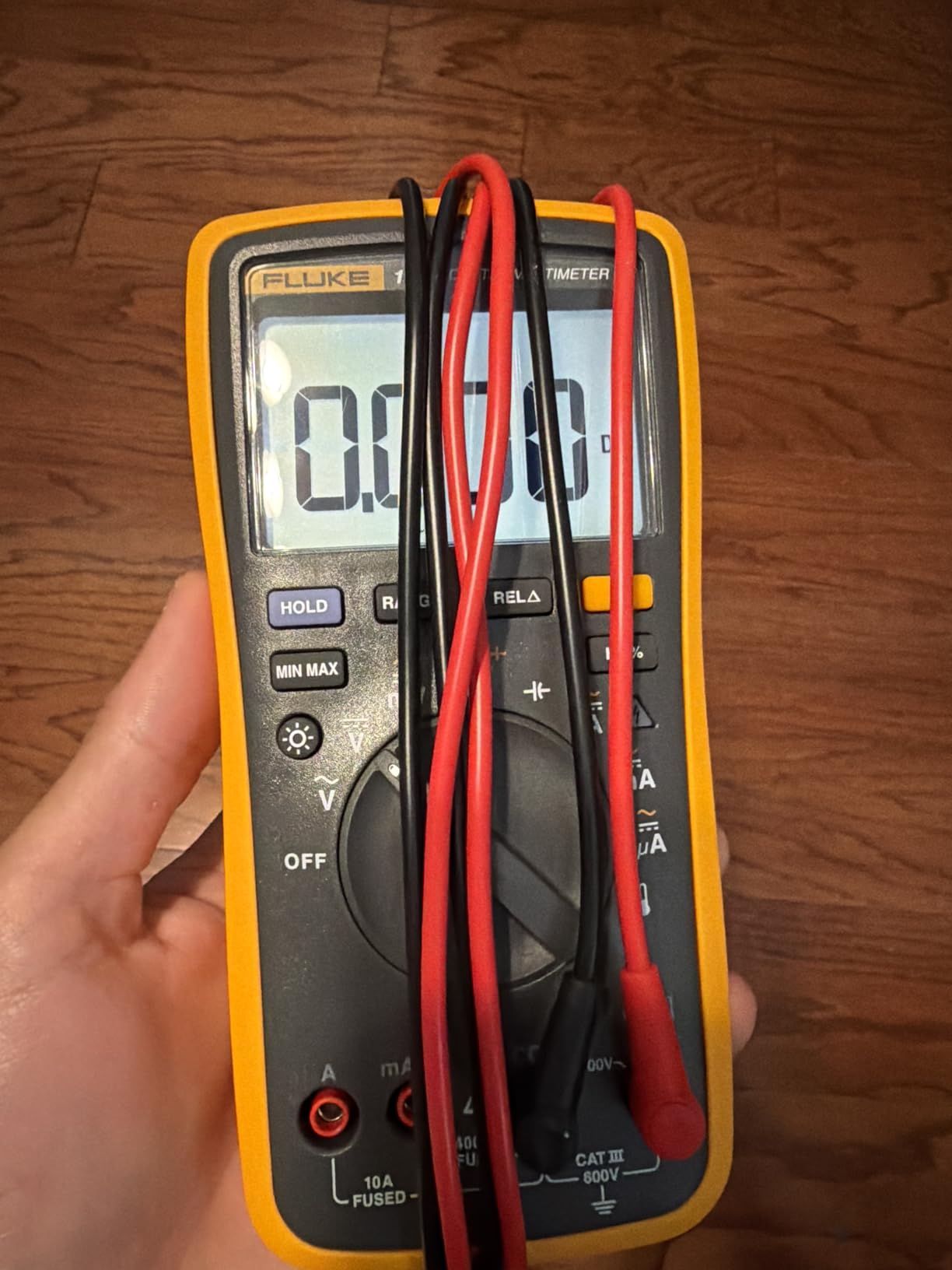 Fluke 17B+ Digital Multimeter, for Electrical Applications, Measures AC/DC Voltage 1000V, Current Measurements to 10A, Resistance, Continuity, Diode, Capacitance, Frequency, and Temperature Testing customer photo 1