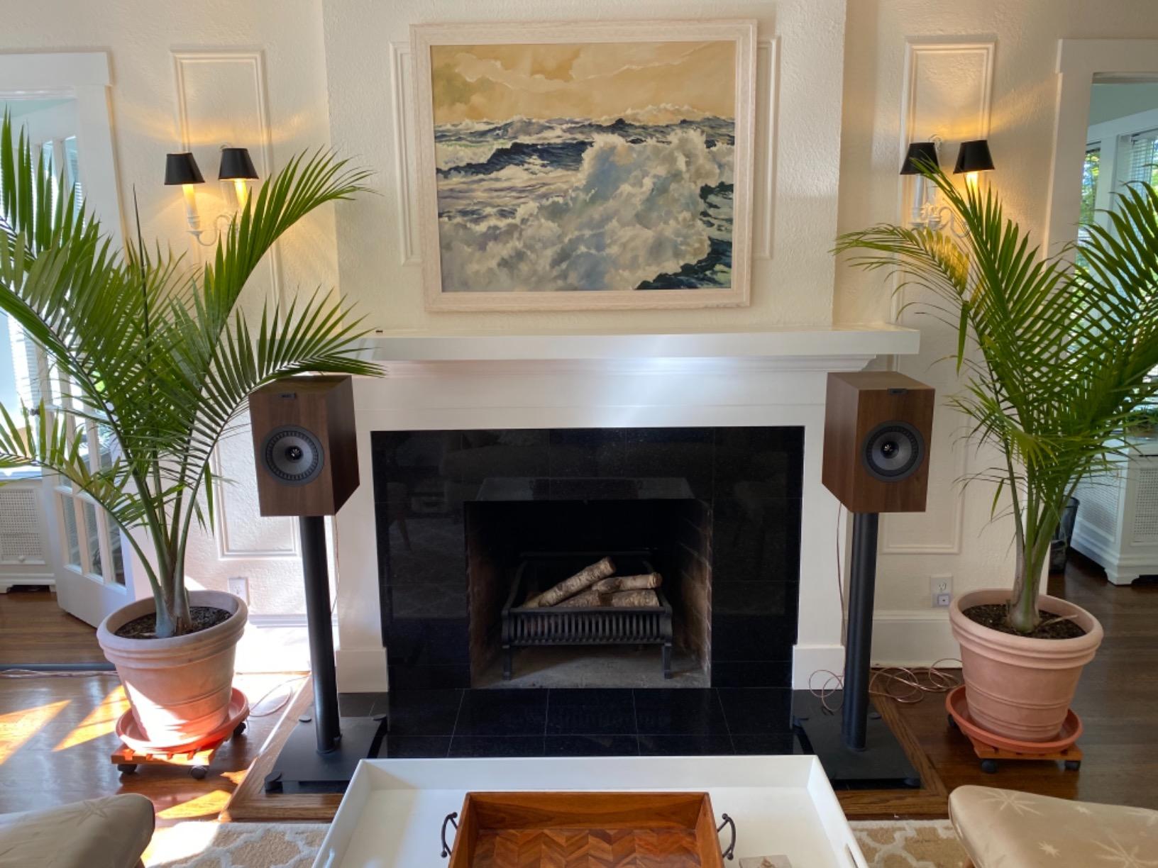 KEF Q350 Bookshelf Speakers (Pair, Walnut) customer photo 2