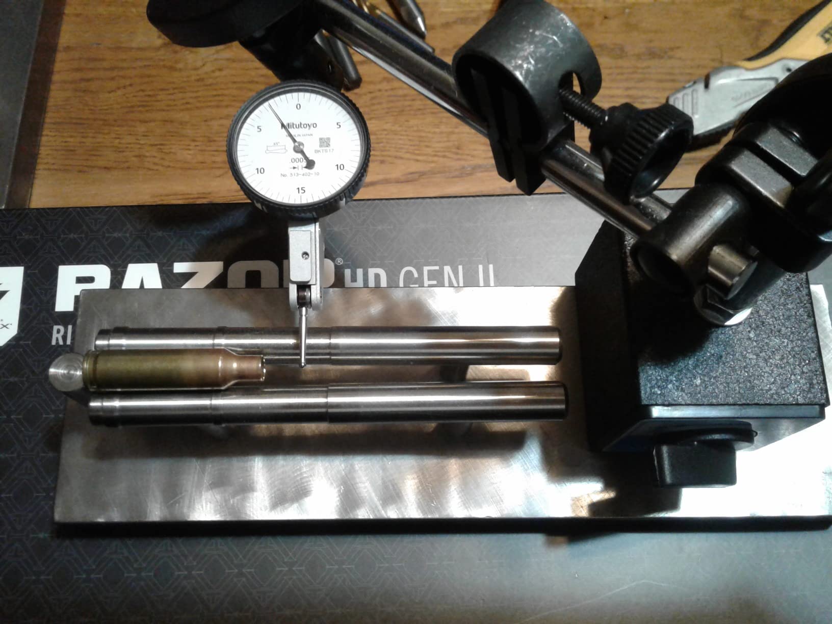 Mitutoyo 513-402-10E Dial Test Indicator, 0.03