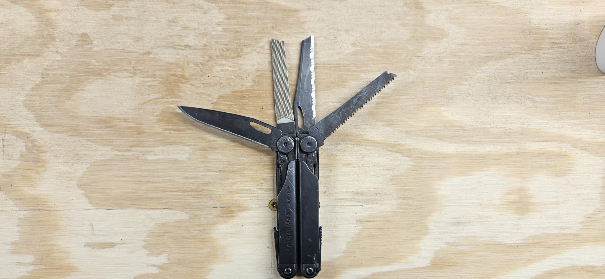 LEATHERMAN, Wave+, 18-in-1 Full-Size, Versatile Multi-tool for DIY, Home, Garden, Outdoors or Everyday Carry (EDC), Black customer photo 2