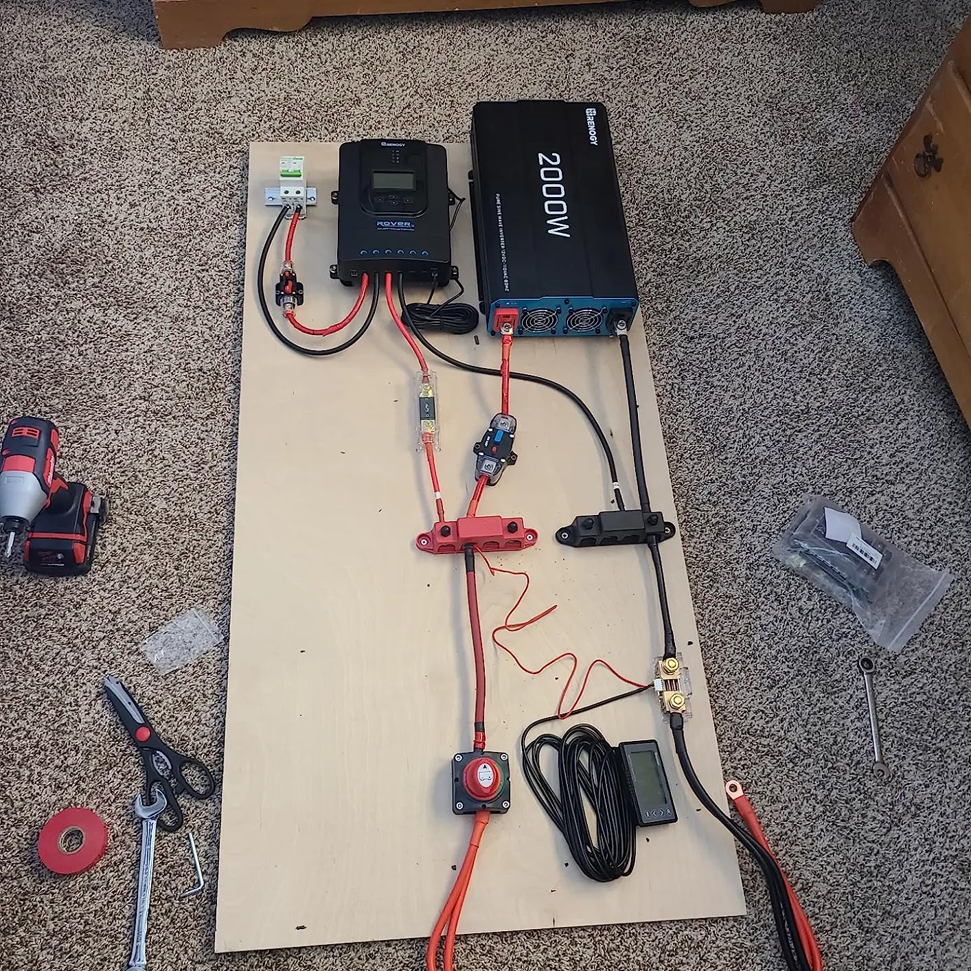 Renogy 400 Watt 12 Volt Premium 4 Pcs 100W Panel + 40A MPPT Charge Controller + Bluetooth Module Fuse + Mounting Z Brackets + Adaptor Kit + Tray Cables Set, 400W Grid 12V Solar Power System customer photo 2