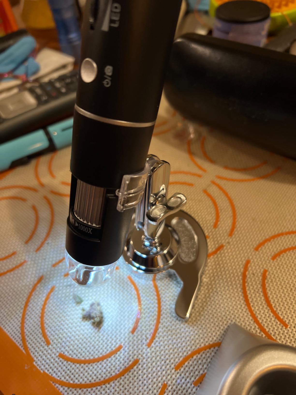 Wireless Digital Microscope, Skybasic 50X-1000X Magnification WiFi Portable Handheld Microscopes with Adjustable Stand HD USB Microscope Camera Compatible with iPhone Android iPad Windows Mac Computer customer photo 1