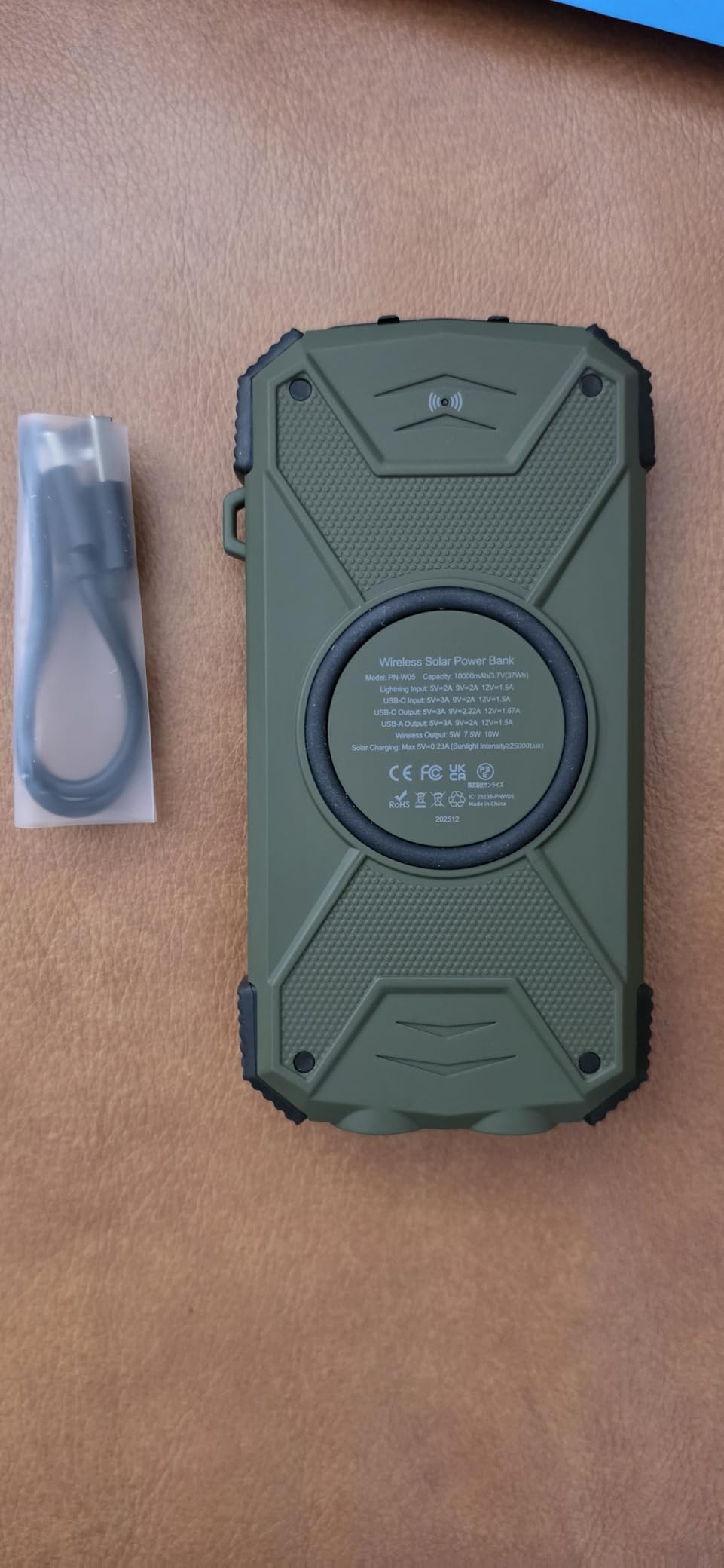 BLAVOR Solar Power Bank 10,000mAh, Portable Wireless Charger, 20W Fast Charging External Battery Pack with USB C for Cell Phones, Solar Panel Charging with Dual Flashlight for Camping customer photo 1