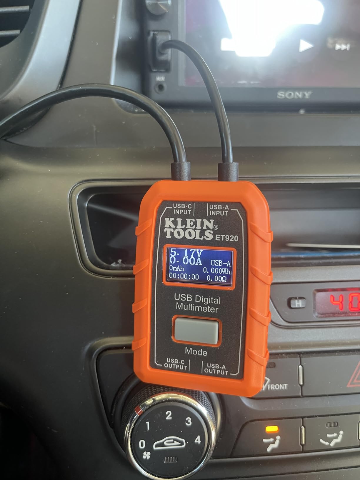 Klein Tools ET920 USB Power Meter, USB-A and USB-C Digital Meter for Voltage, Current, Capacity, Energy and Resistance customer photo 1