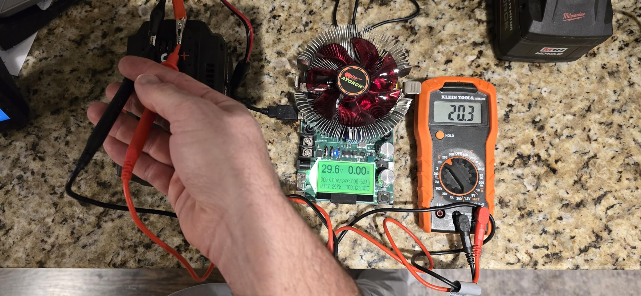 MakerHawk Electronic Load Tester - USB Load Tester 150W 200V 20A Resistor Adjustable Constant Current Battery Capacity Tester Module Intelligent Discharge customer photo 2