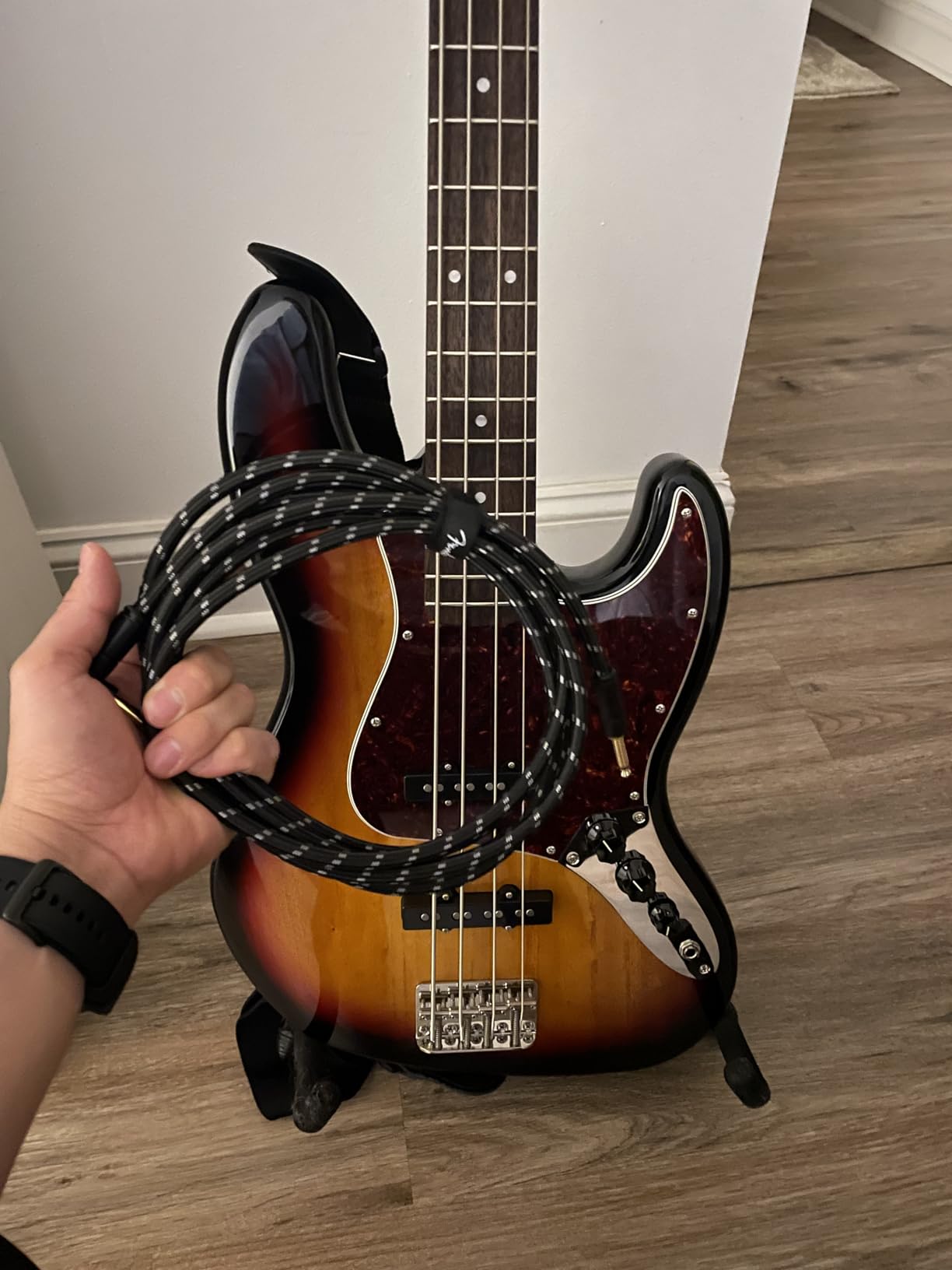 Fender Deluxe Series Instrument Cable, Guitar Cable, Guitar Accessories, Straight/Angle, Tweed, 15ft customer photo 1