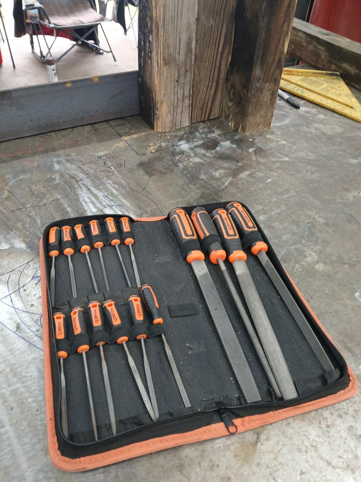 REXBETI 25Pcs Metal File Set, Premium Grade T12 Drop Forged Alloy Steel, Flat/Triangle/Half-round/Round Large File and 12pcs Needle Files with Carry Case, 6pcs Sandpaper, Brush, A Pair Working Gloves customer photo 1
