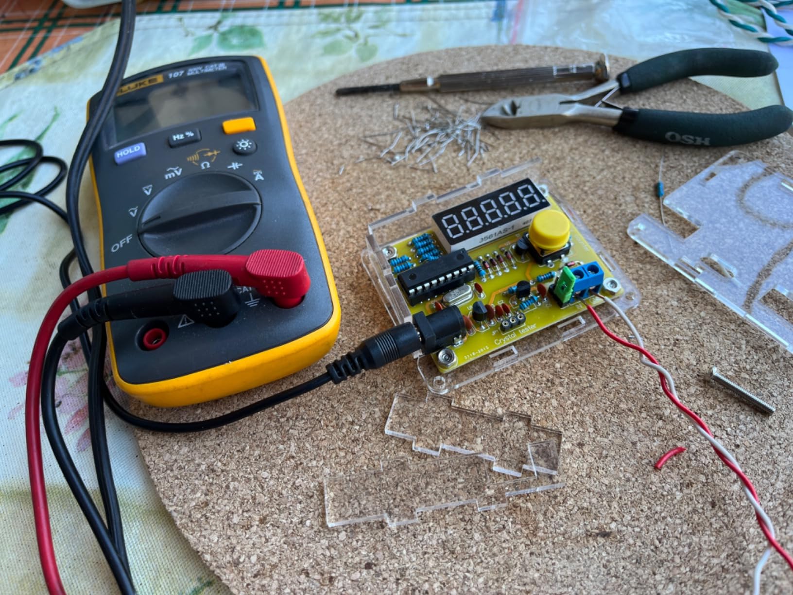 Jiayouy 1Hz-50MHz Crystal Oscillator Tester Frequency Counter Tester Measuring Meter Case Durable DIY Led Kit customer photo 1