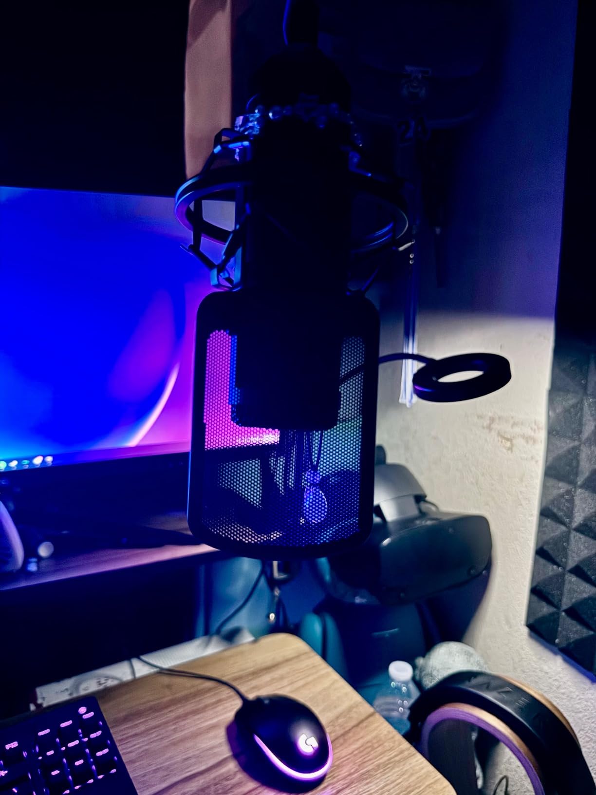 Aokeo Pop Filter, [Upgraded Three Layers] Metal Mesh & Foam & Etamine Layer Microphone Windscreen Cover Handheld Mic Shield Mask, Microphone Accessories for Vocal Recording, YouTube Videos, Streaming customer photo 2