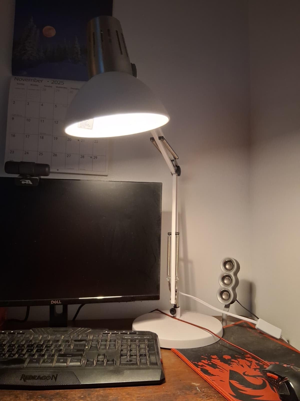 LEPOWER Metal Desk Lamp, Adjustable Goose Neck Architect Table Lamp with On/Off Switch, Swing Arm Desk Lamp with Clamp, Eye-Caring Reading Lamp for Bedroom, Study Room & Office (Sandy Black) customer photo 2