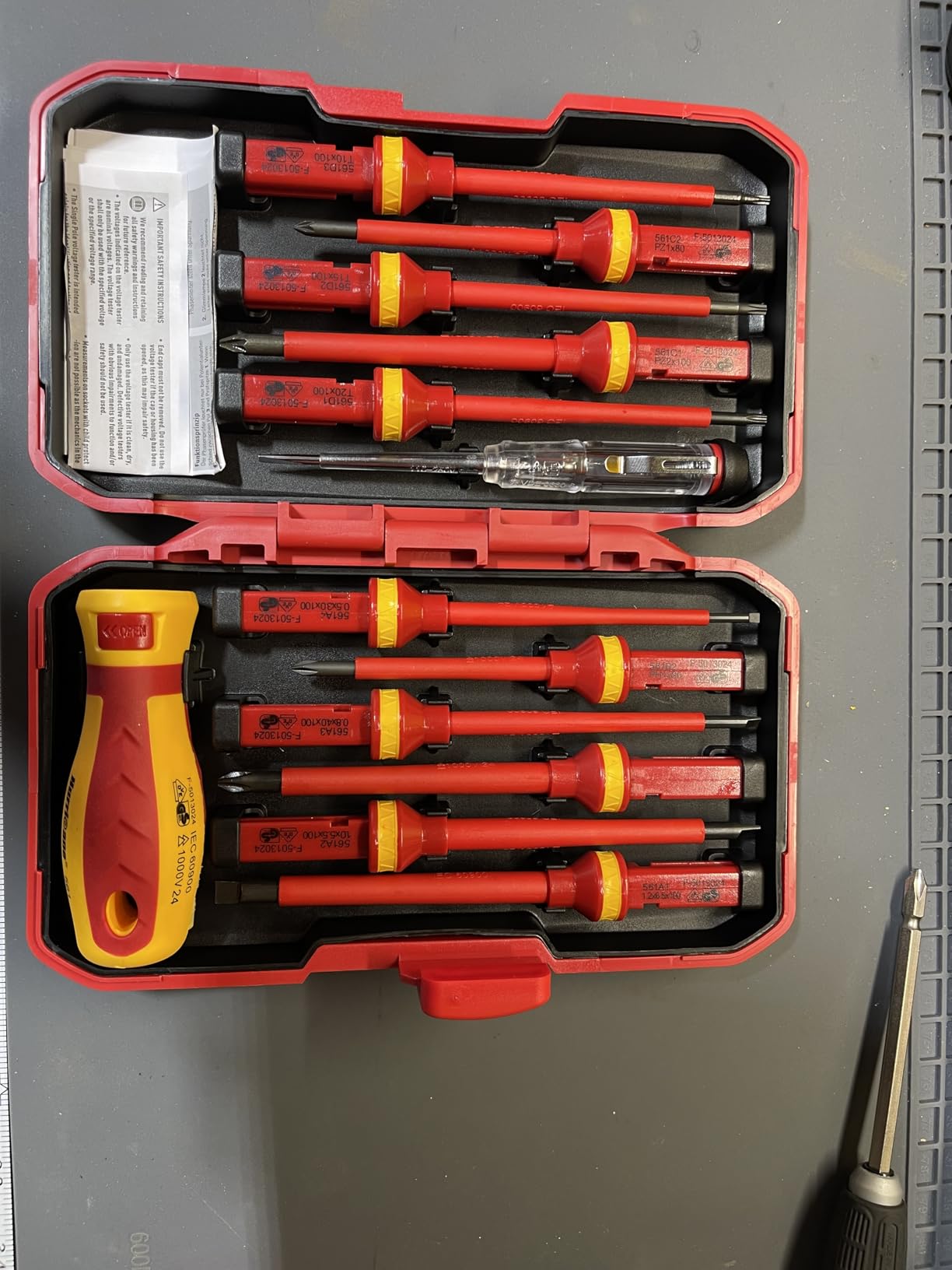 HURRICANE 1000V Insulated Electrician Screwdriver Set, 13 Piece Professional Electrical Screwdriver Set, CR-V Steel Magnetic Phillips Slotted Pozidriv Torx, Insulation VDE & GS Certified Screwdriver customer photo 1