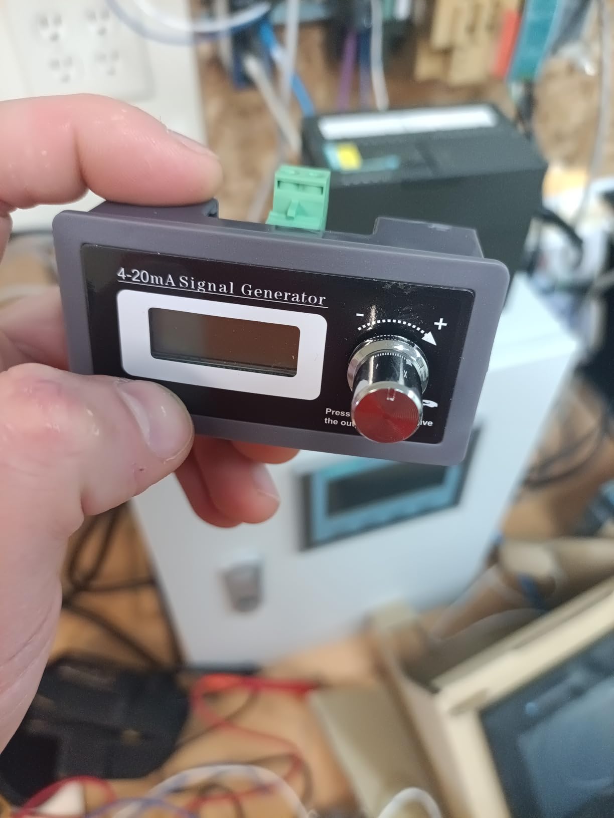 Jadeshay 4-20mA Two-Wire Current Loop Signal Generator with LCD Display, 3-21mA Extended Range 0.5% Accuracy Tester for Transducer Calibration, PLC & Industrial Control, Rotary Encoder, Memory Storage customer photo 1