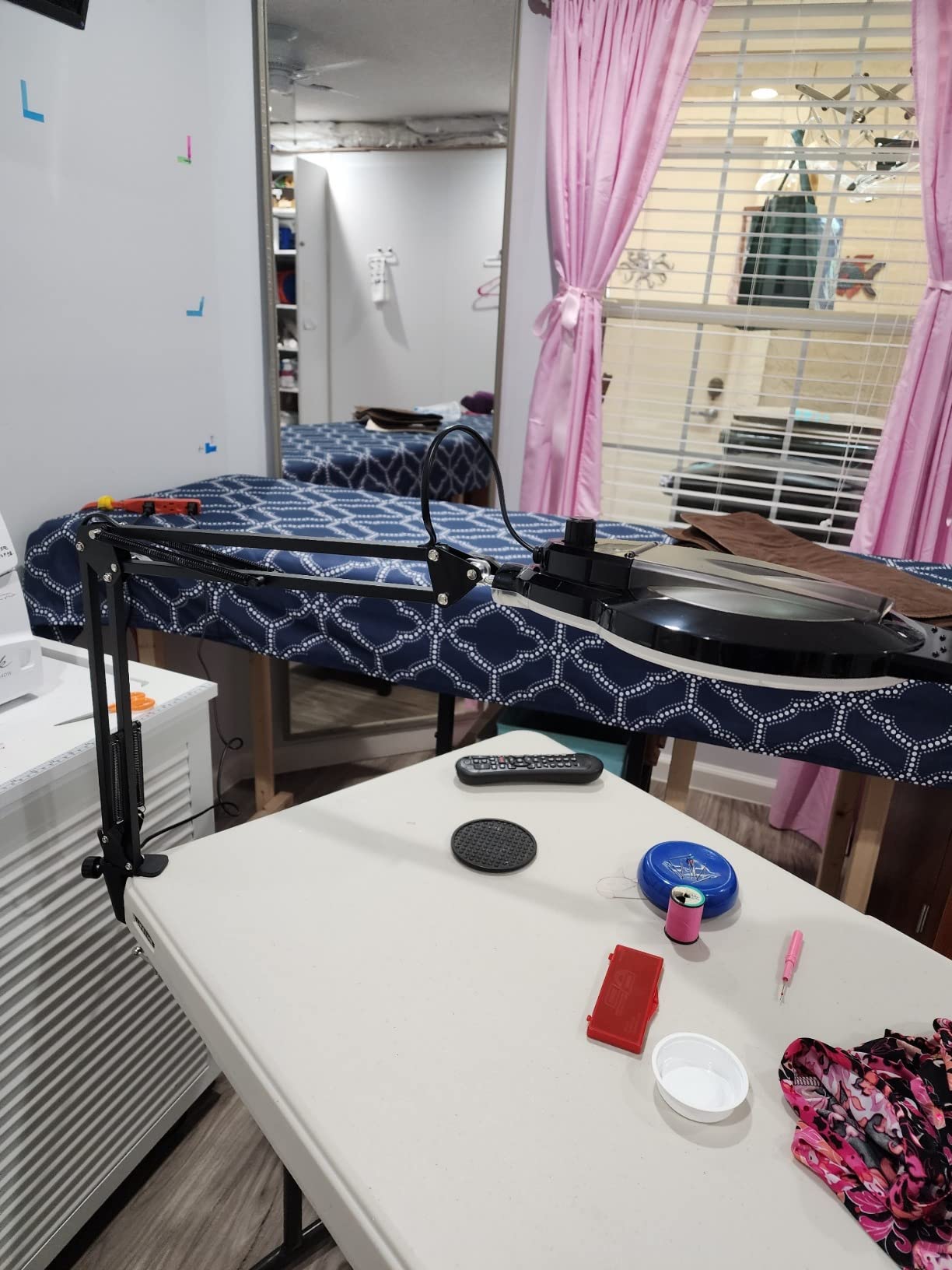 10X LED Magnifying Lamp with Clamp, KIRKAS 2,200 Lumens Dimmable Super Bright Daylight Magnifying Glass with Light, Adjustable Swivel Arm Lighted Magnifier Lamp for Reading Repair Crafts- Black customer photo 2