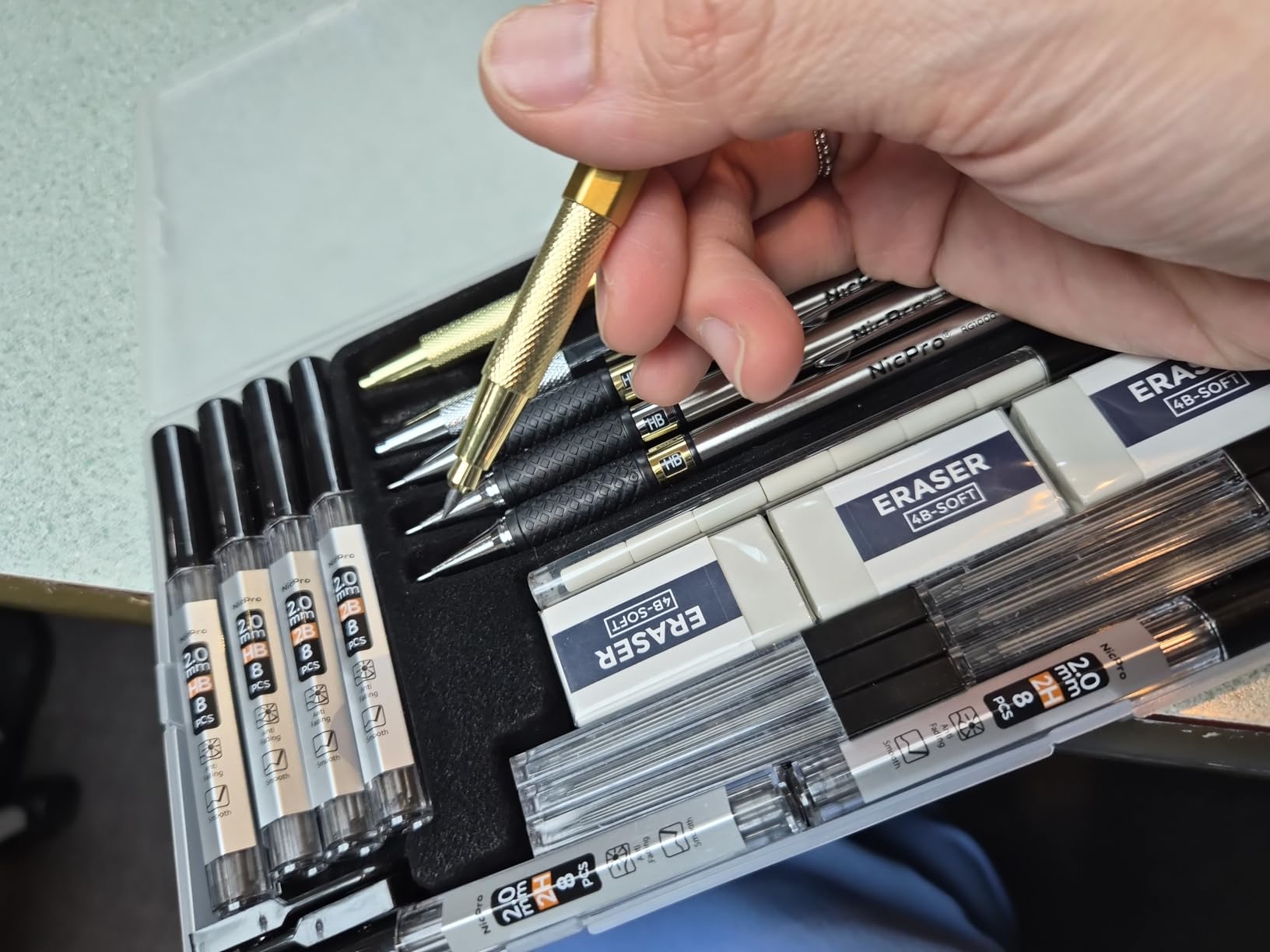 Nicpro 6PCS Art Mechanical Pencil Set, 3PCS Metal Drafting Pencil 0.5 mm & 0.7 mm & 0.9 mm & 3PCS 2mm Graphite Lead Holder (2B HB 2H) For Writing, Sketching Drawing With Lead Refills Case customer photo 1