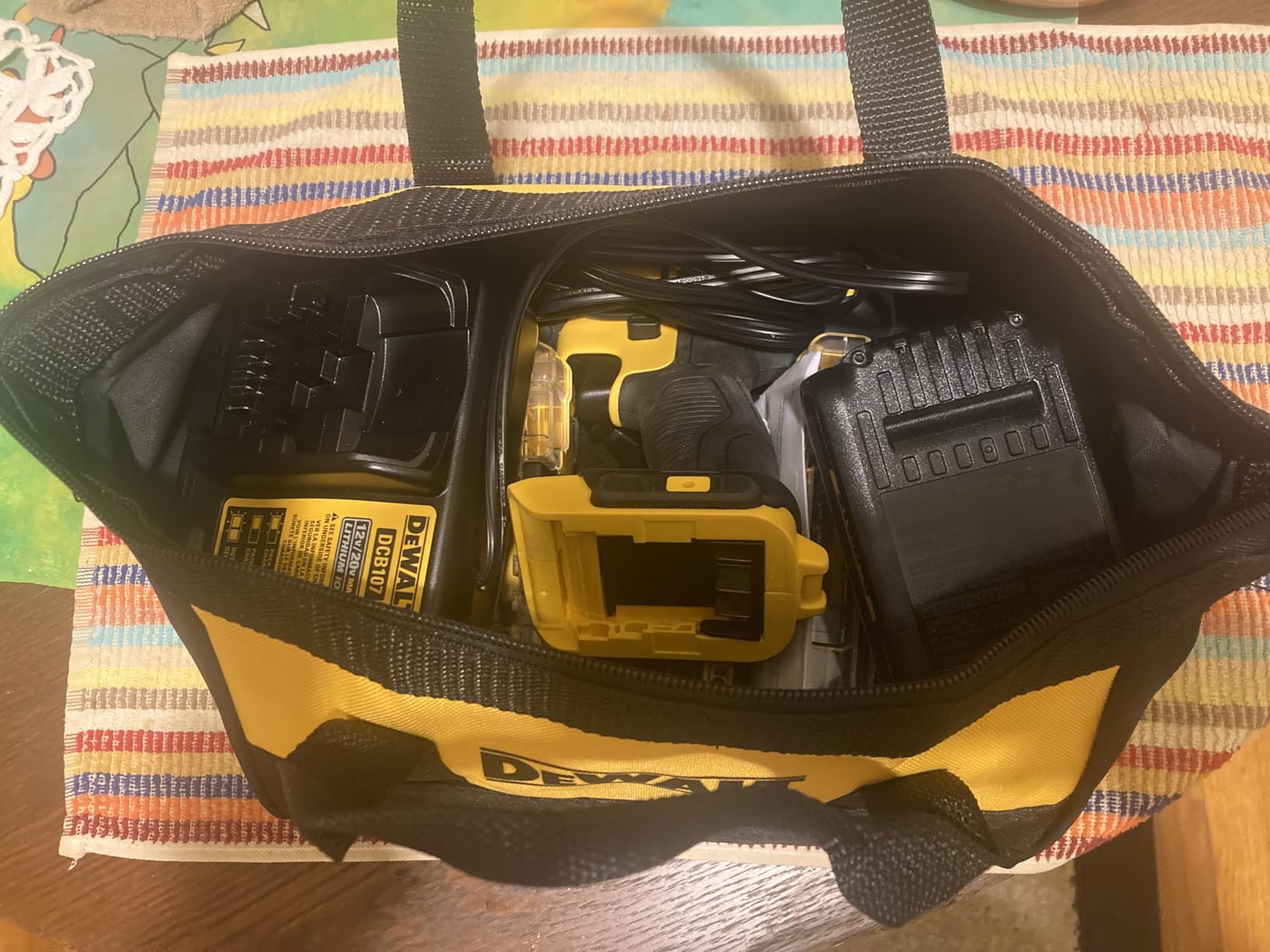 DEWALT 20V MAX Cordless Drill/Driver Kit with Screwdriver/Drill Bit Set, 100-Piece (DCD771C2 & DWA2FTS100) customer photo 2