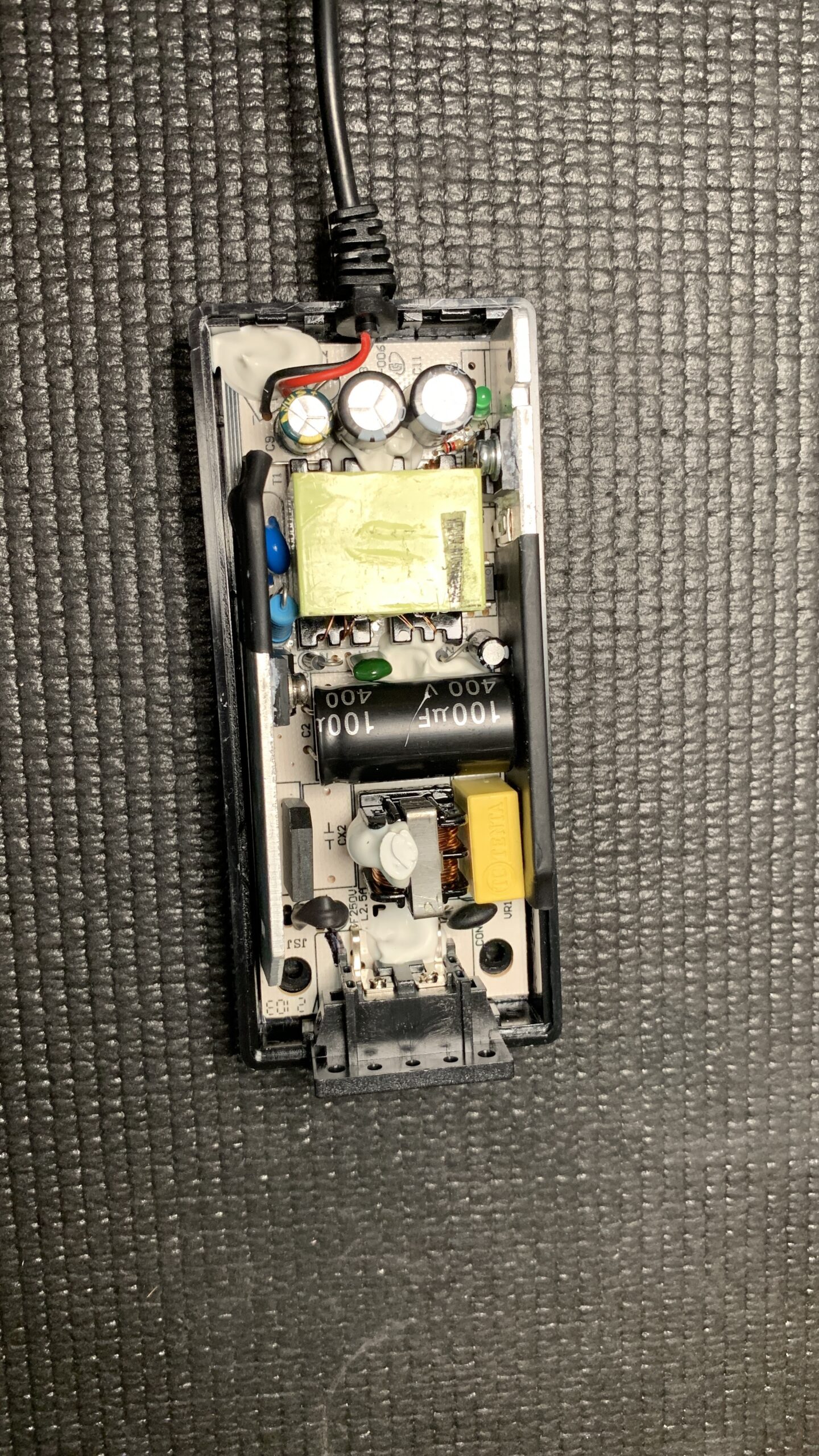 KOTTO Strong Suction Smoke Absorber for Soldering, Welding, 3D Printing - Extractor with Carbon or HEPA Filter [Updated, Hose Pre-Attached] customer photo 1