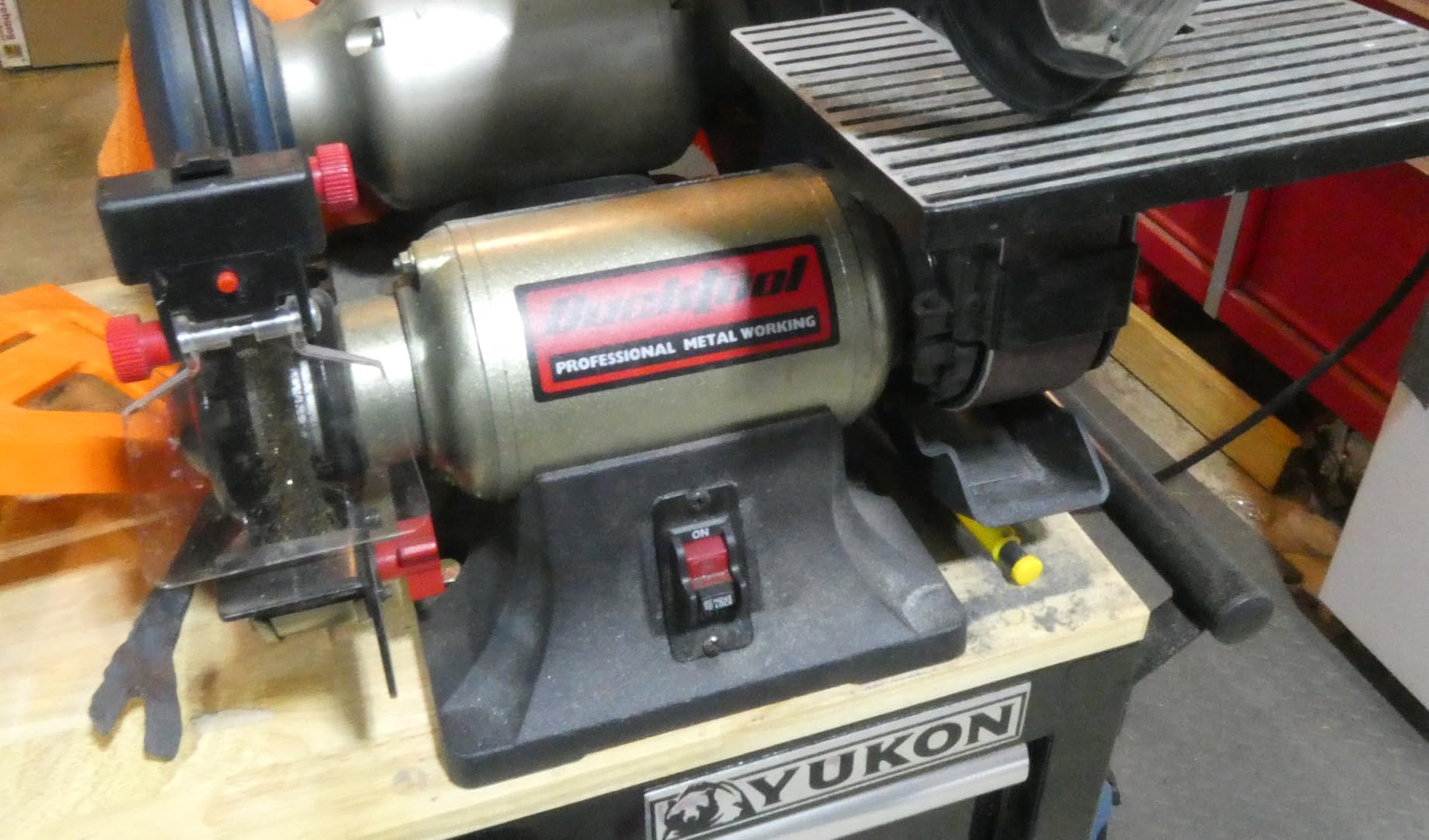 Bucktool Combo 2