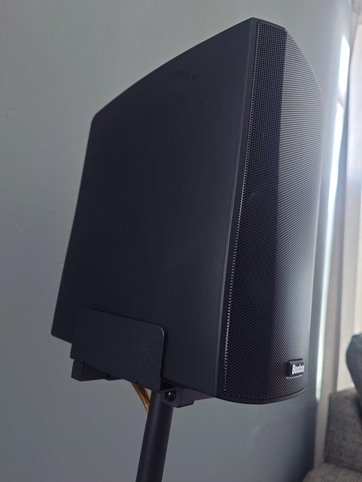 PERLESMITH Universal Floor Speaker Stands for Surround Sound up to 22LB, 27.56 Inch Bookshelf Speaker Stand for Klipsch, Polk, Yamaha & Other Large Satellite, Bookshelf Speakers, Studio Monitors, 2P customer photo 1