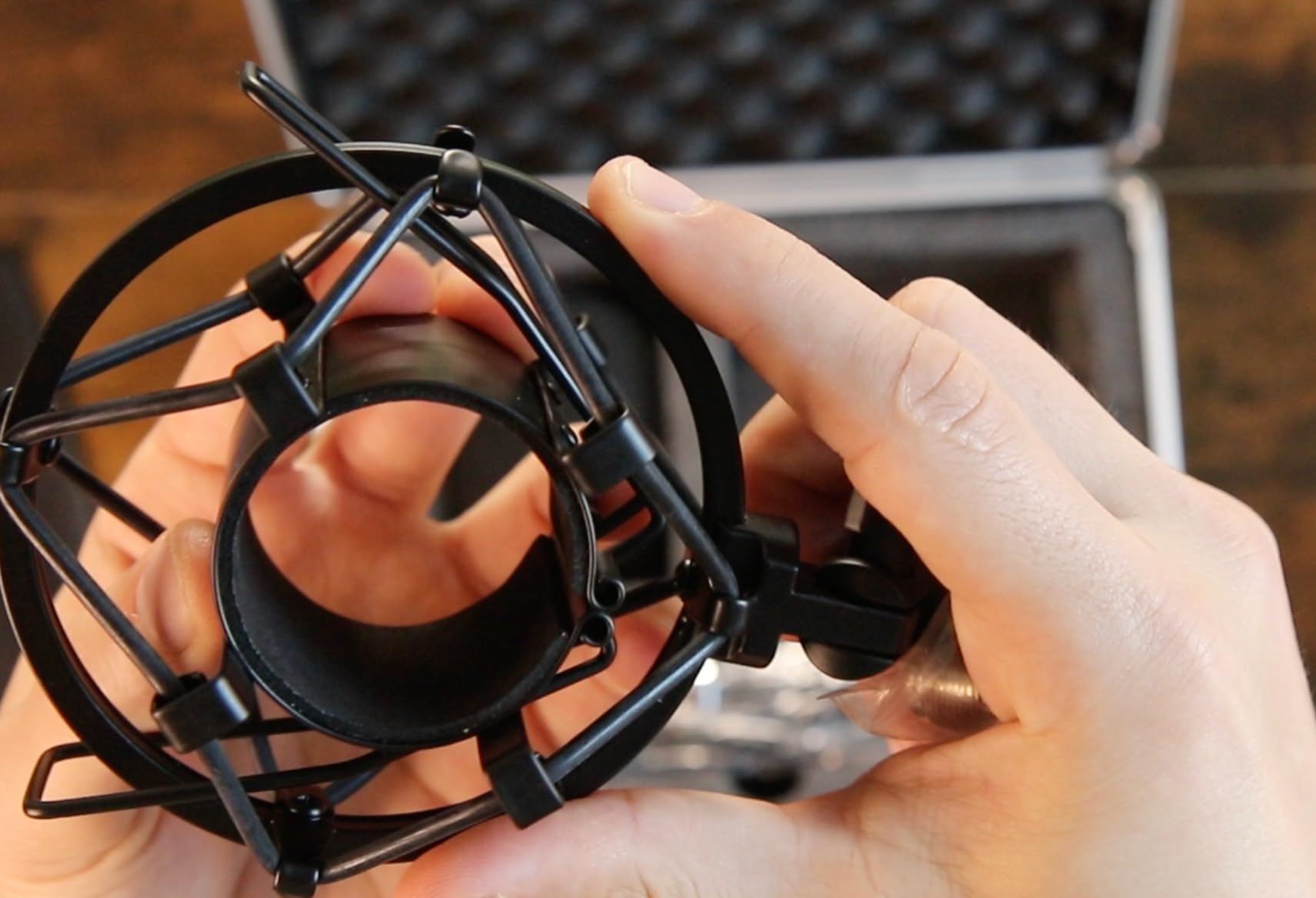 TZ Stellar X2 Vintage Large-Diaphragm Cardioid Condenser XLR Microphone customer photo 2