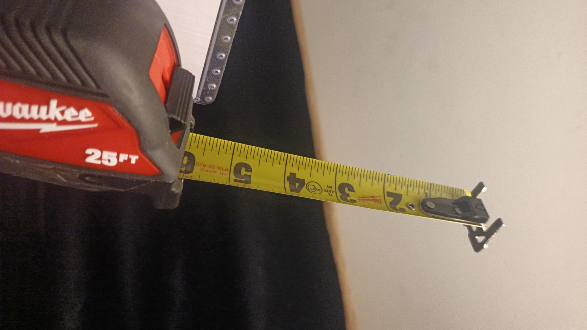 Milwaukee 48-22-0325 Compact Wide Blade Magnetic Tape Measures customer photo 2