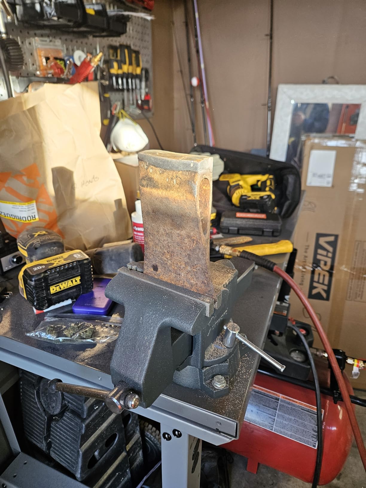 Global Industrial Adjustable Height Workbench C-Channel Leg, 48